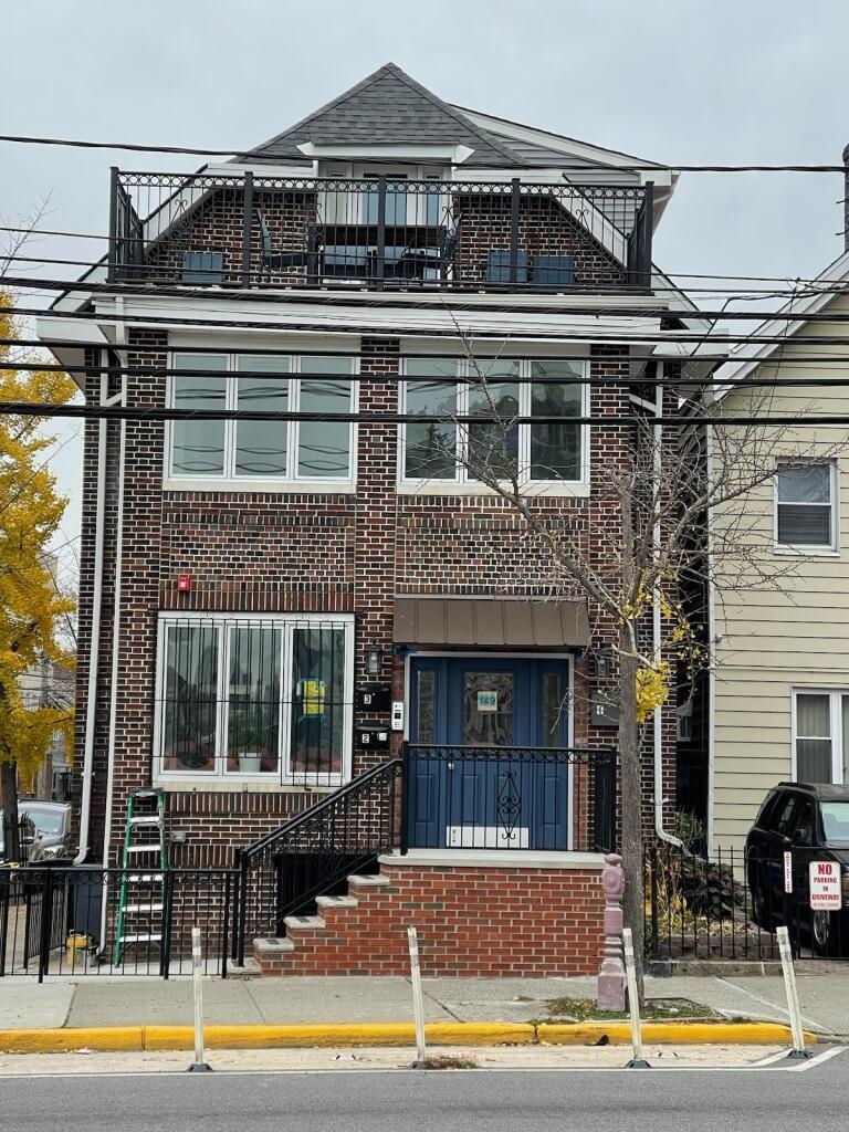 # 230019970 - For Rent in JERSEY CITY - Heights NJ