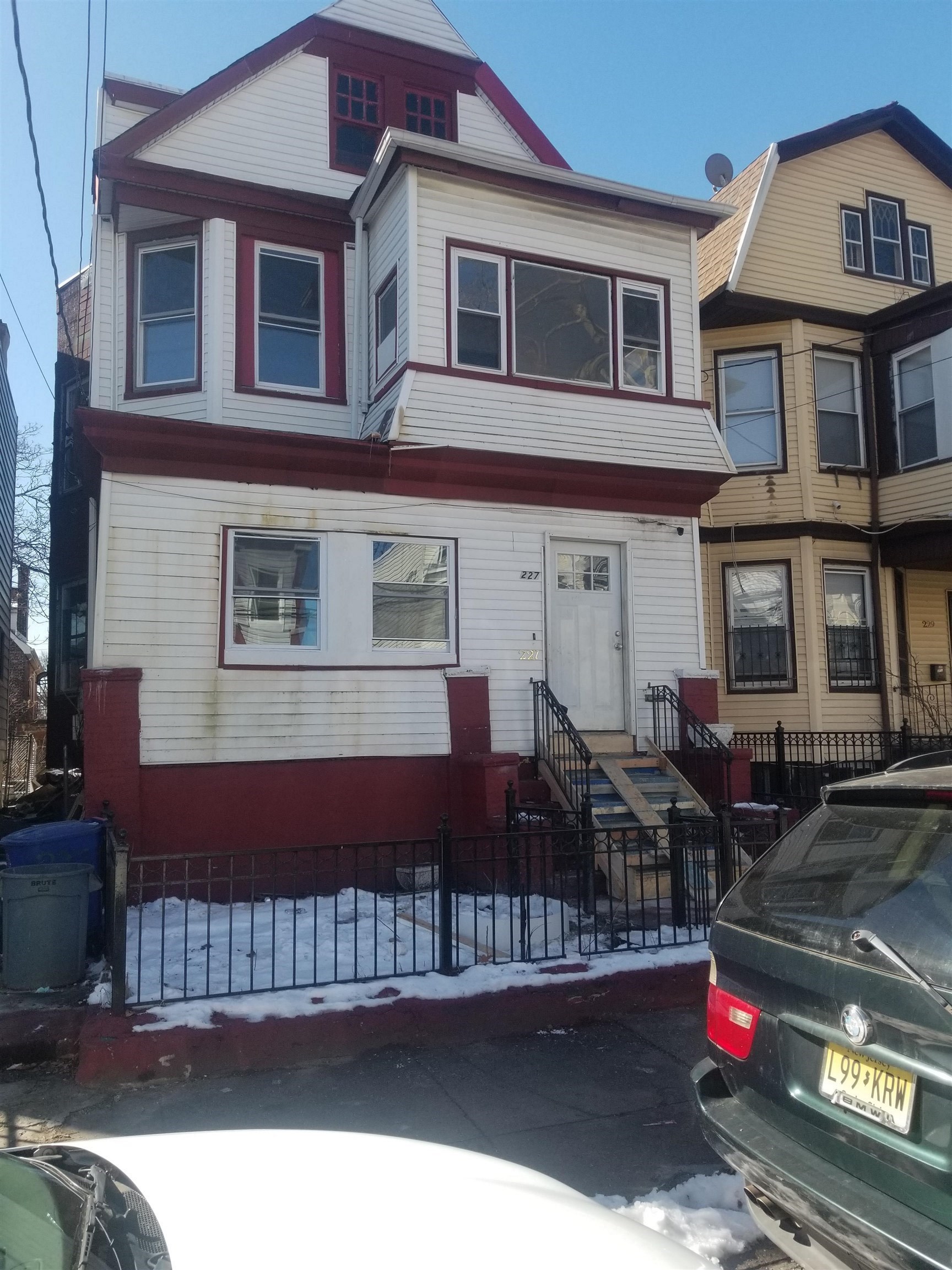 # 240003556 - For Rent in JERSEY CITY - Greenville NJ