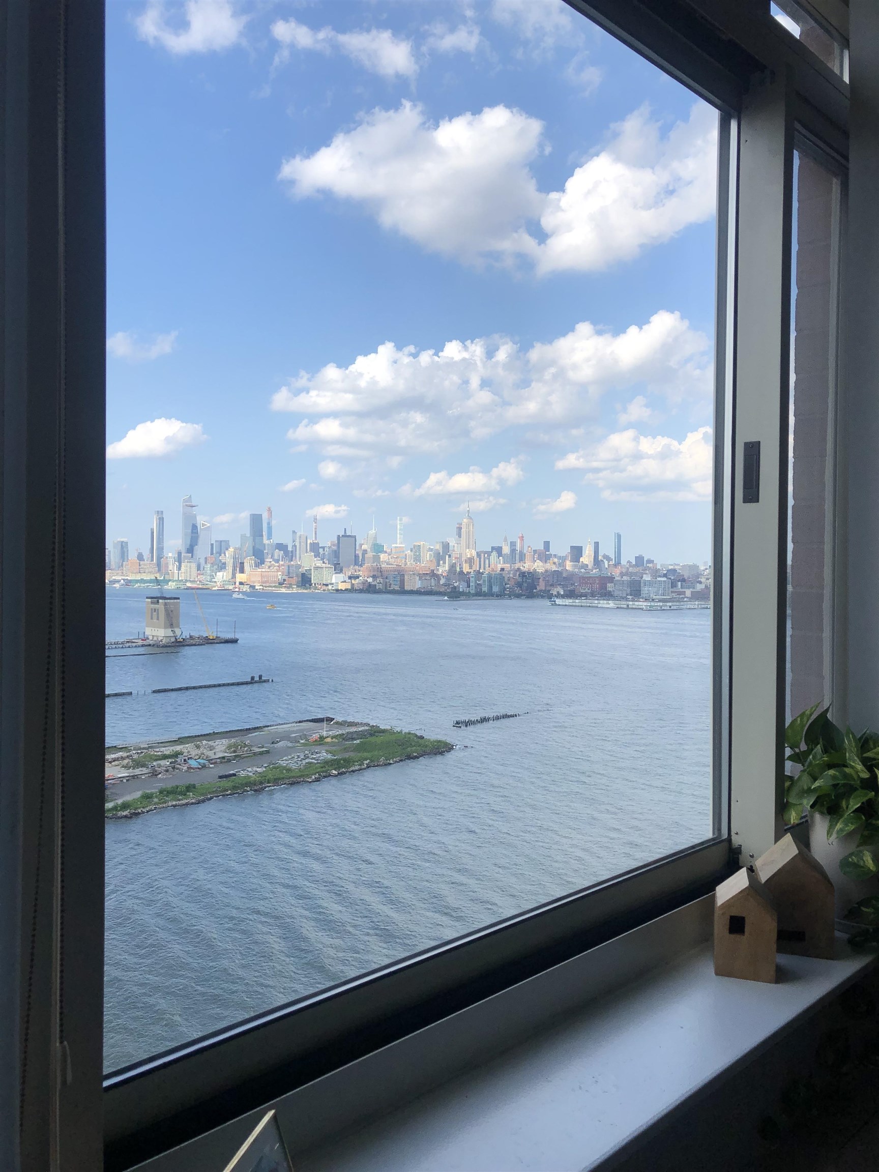 # 240004230 - For Rent in JERSEY CITY - Downtown NJ