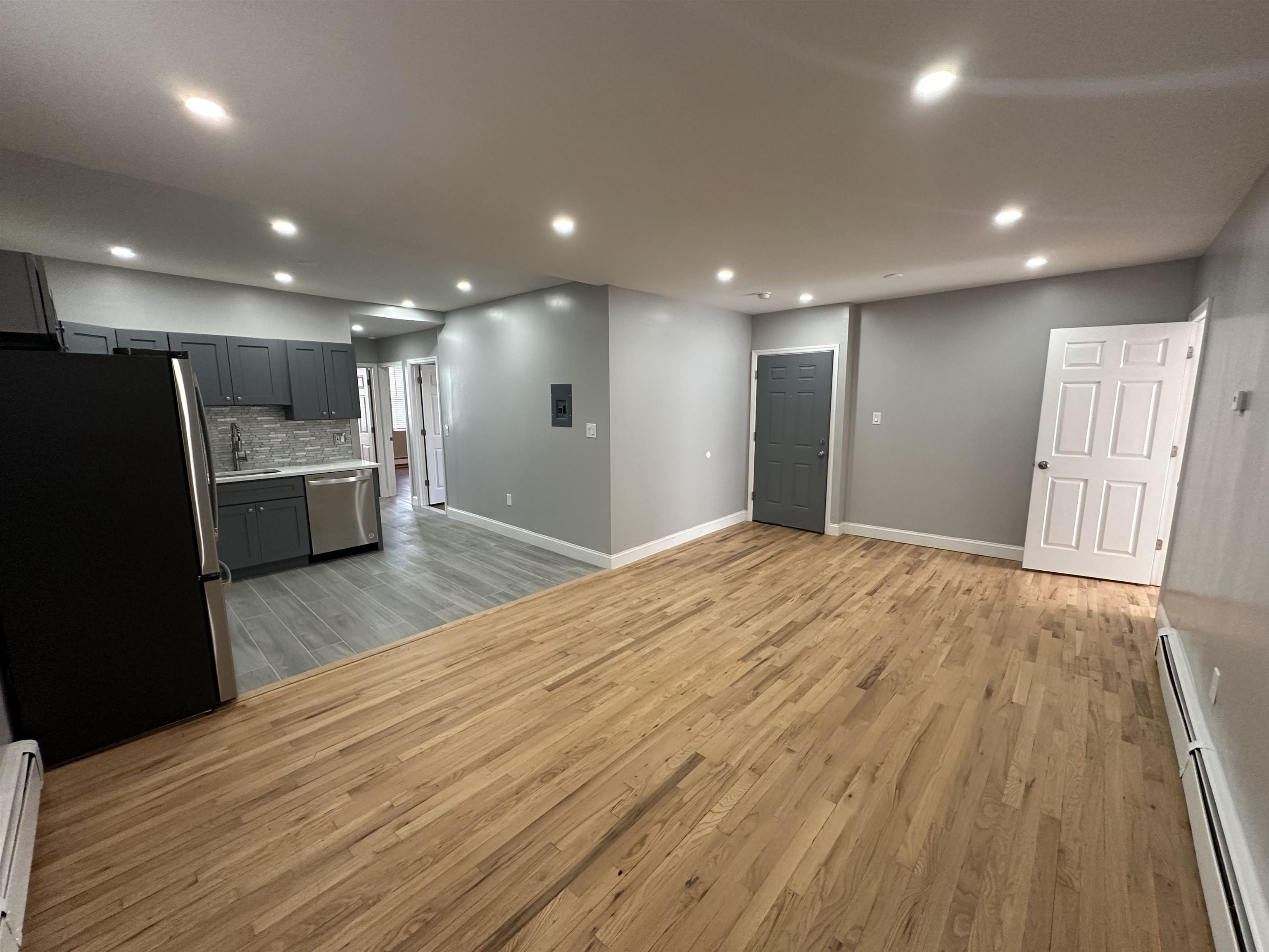 # 240004467 - For Rent in Union City NJ