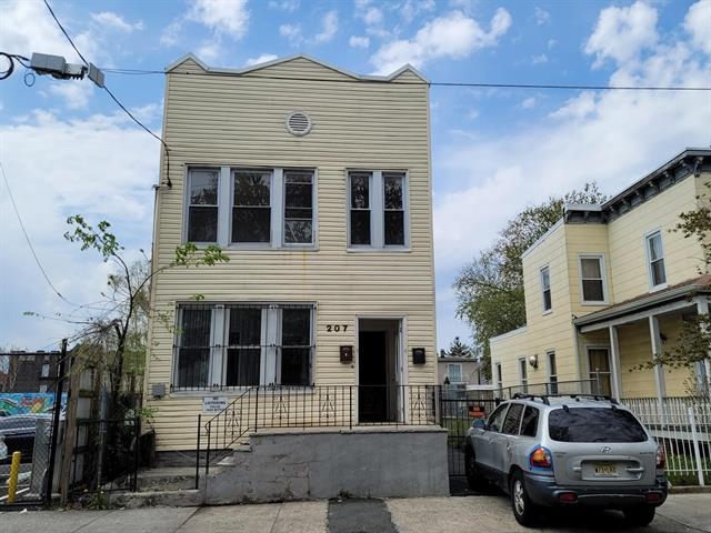 # 240006288 - For Rent in JERSEY CITY - Greenville NJ