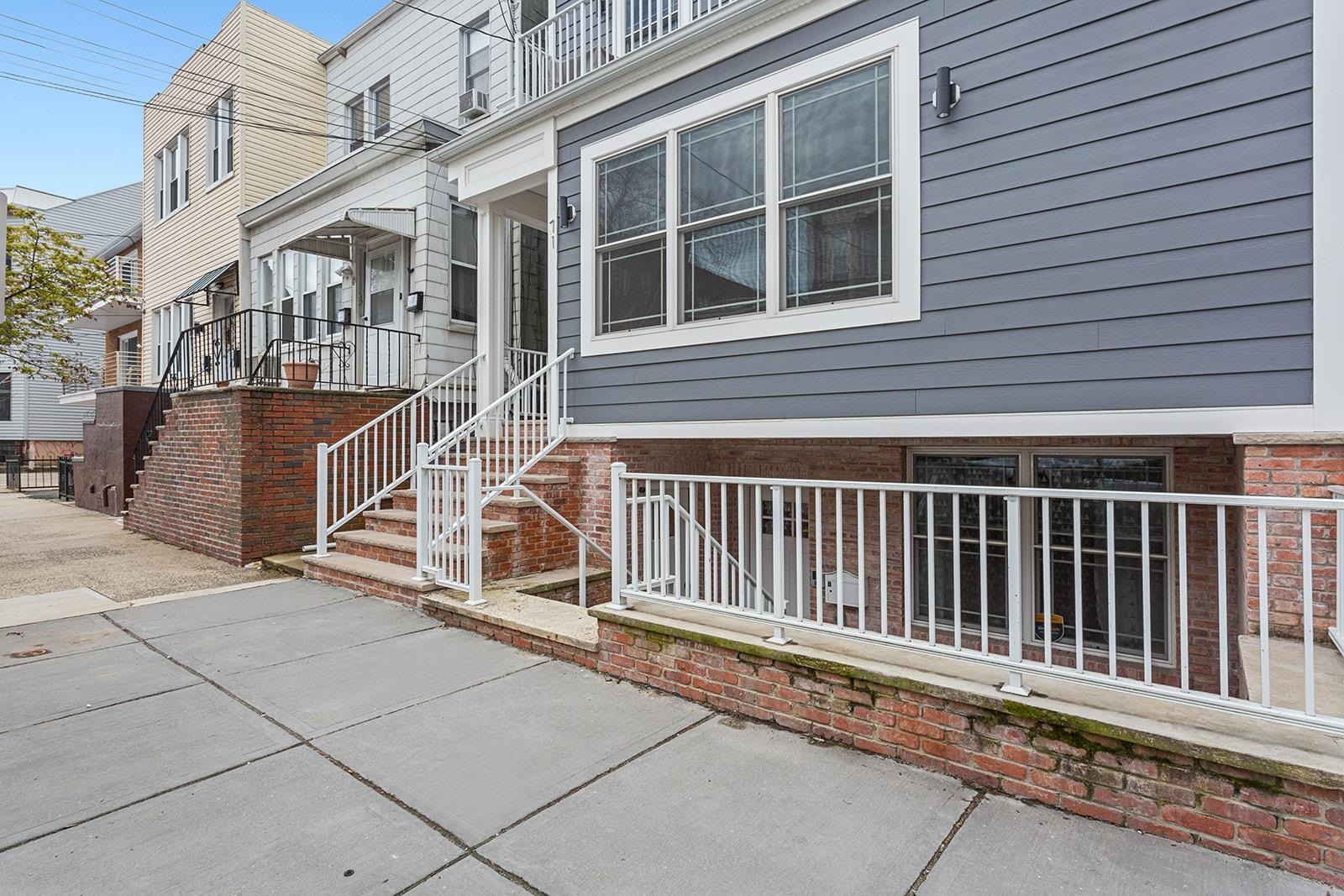 # 240006424 - For Rent in JERSEY CITY - Heights NJ