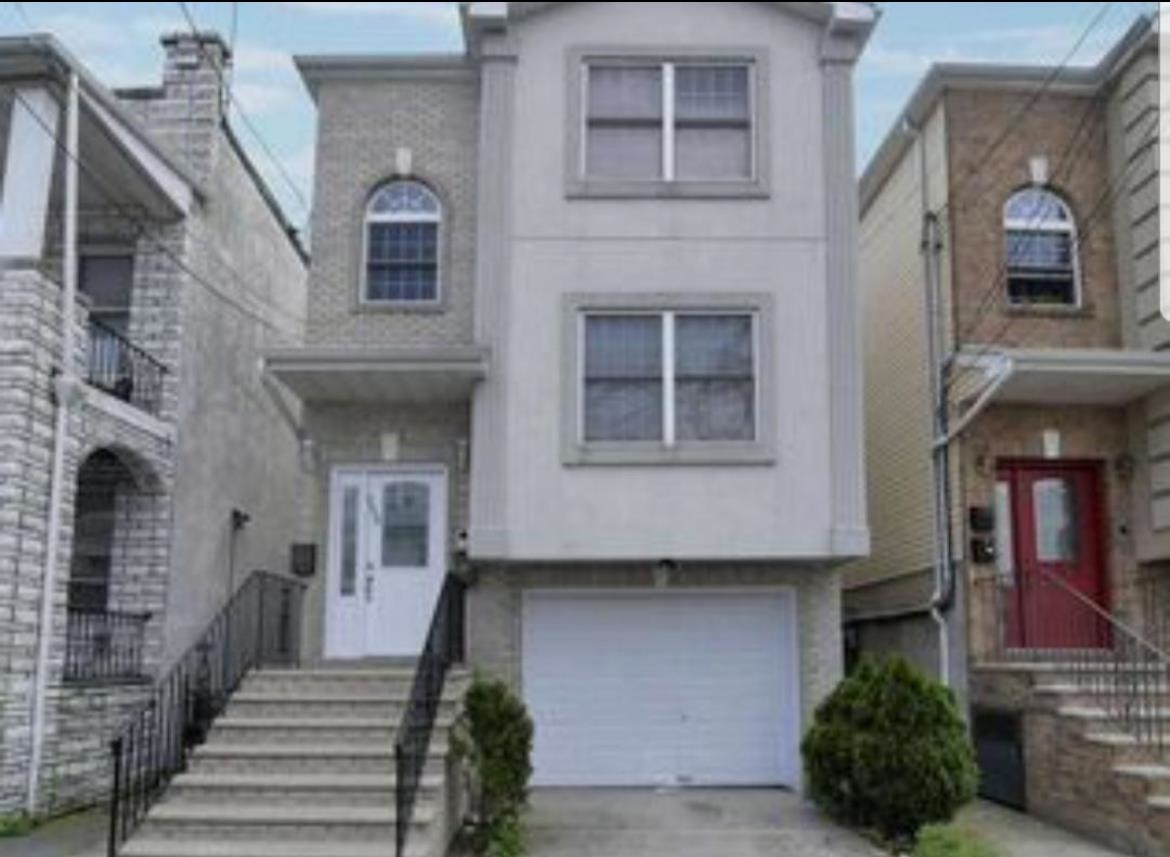 # 240006467 - For Rent in JERSEY CITY - Greenville NJ