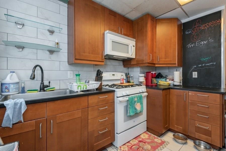 # 240006514 - For Rent in JERSEY CITY - Downtown NJ