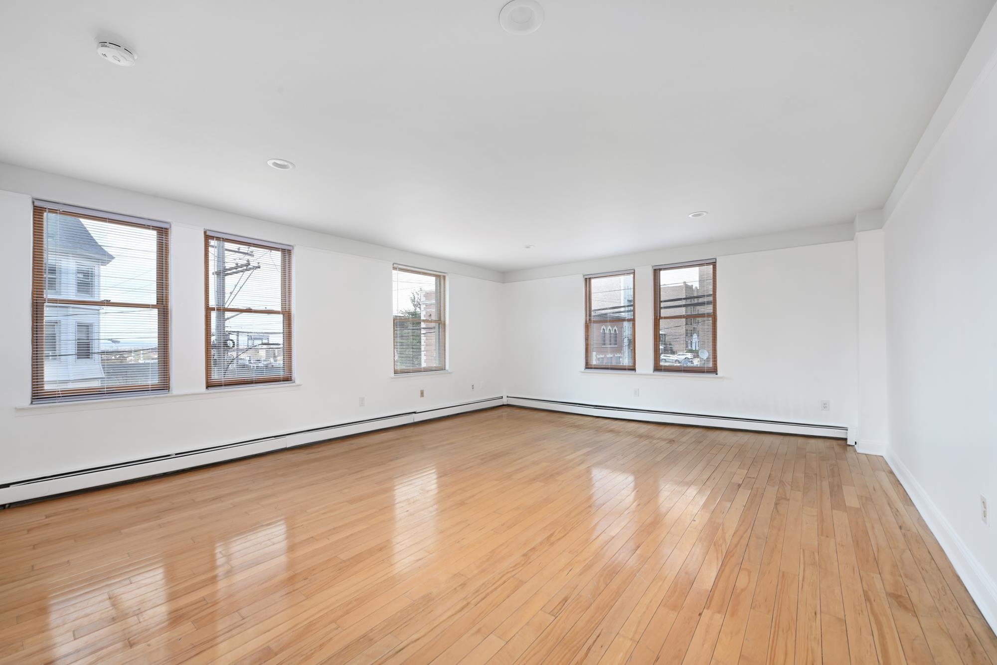 # 240007351 - For Rent in JERSEY CITY - Journal Square NJ