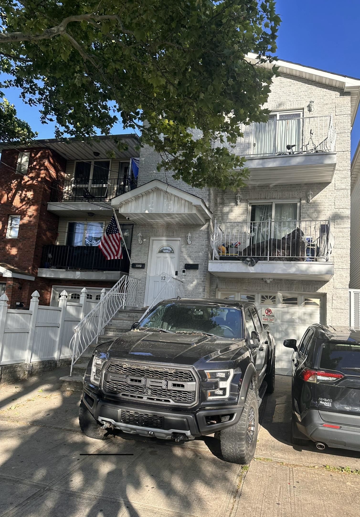 # 240010240 - For Rent in JERSEY CITY - West Bergen NJ