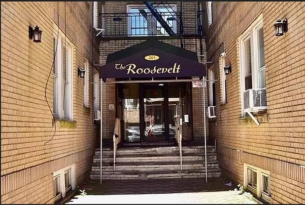 # 240013381 - For Rent in Union City NJ