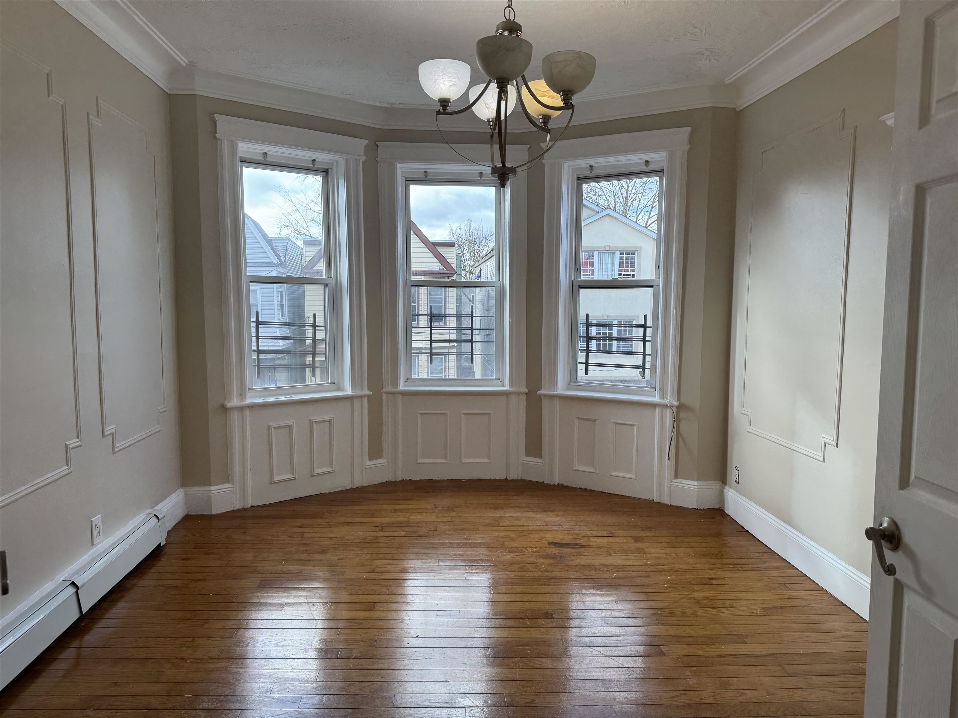 # 240013727 - For Rent in JERSEY CITY - Greenville NJ