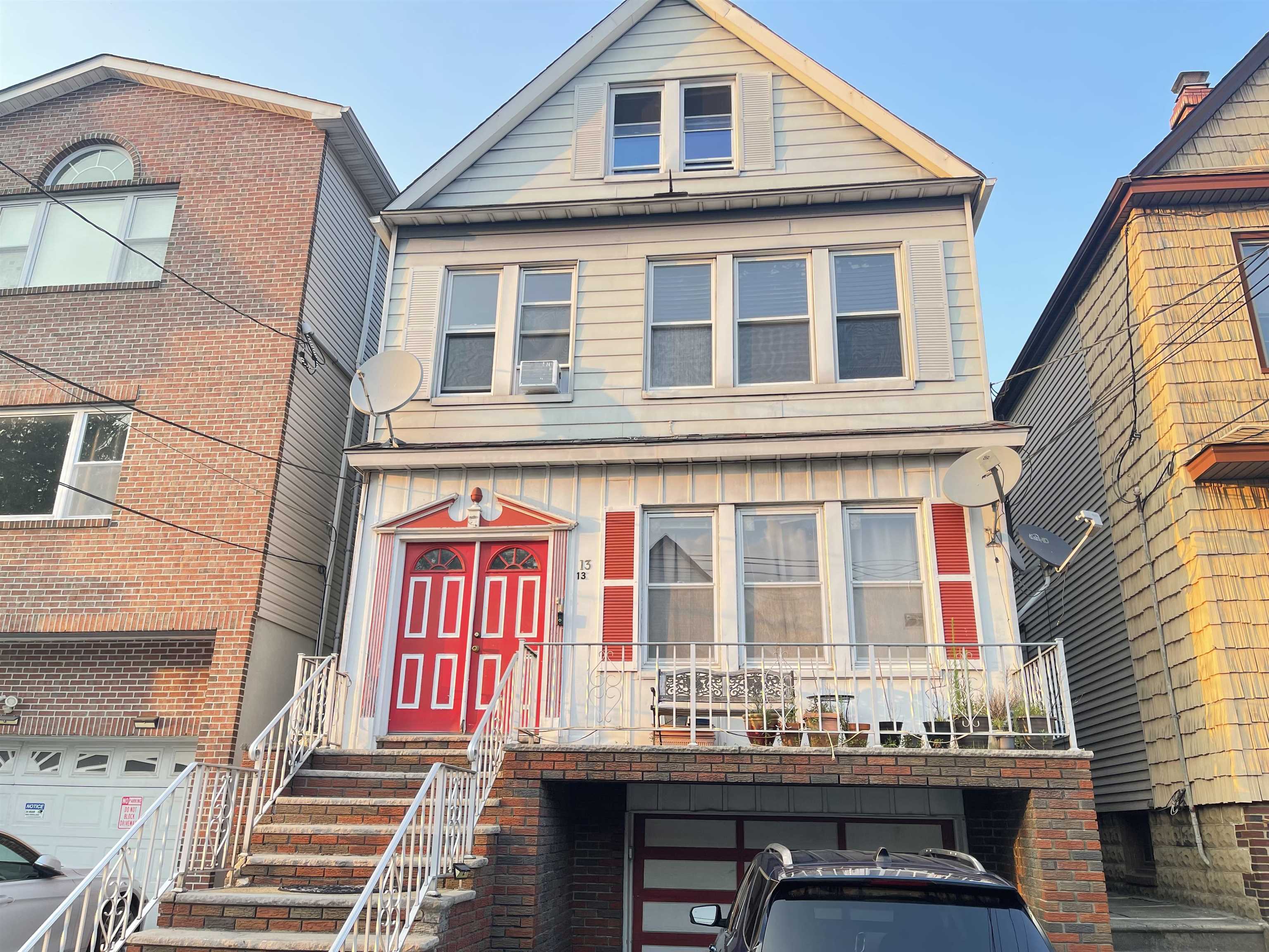 # 240013758 - For Rent in Bayonne NJ