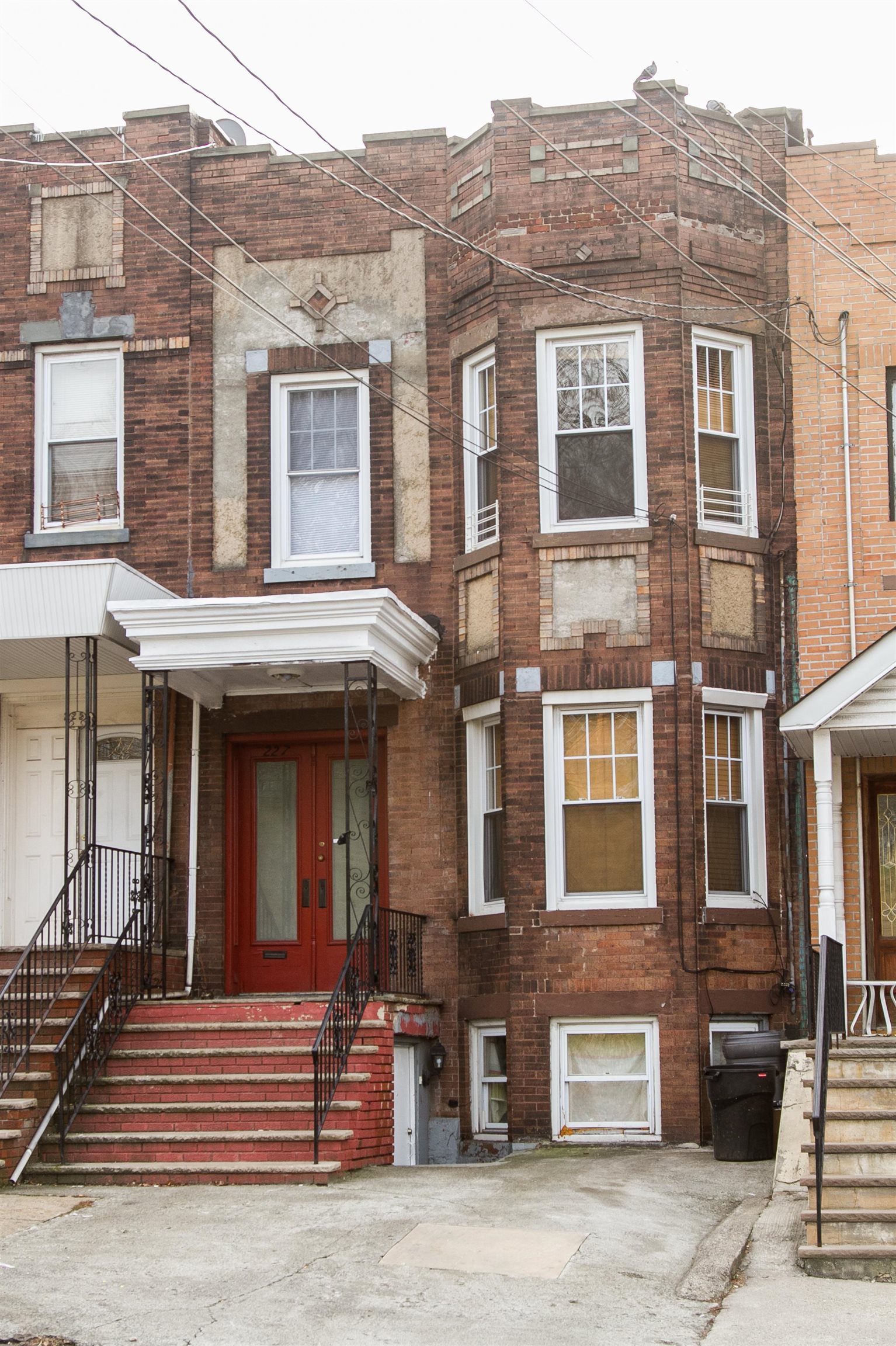 # 240013819 - For Rent in JERSEY CITY - Heights NJ