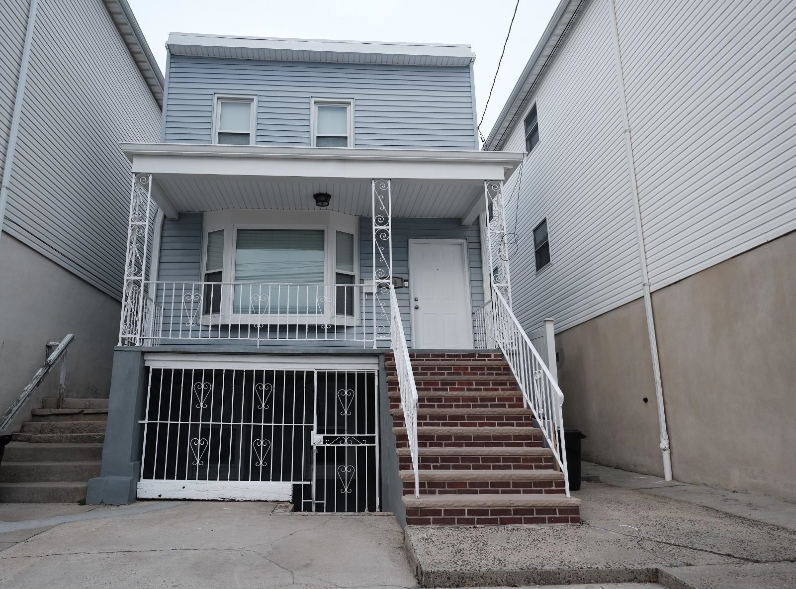 # 240014332 - For Rent in JERSEY CITY - Greenville NJ