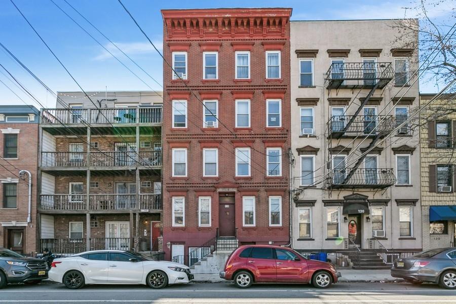 # 240014717 - For Rent in Hoboken NJ