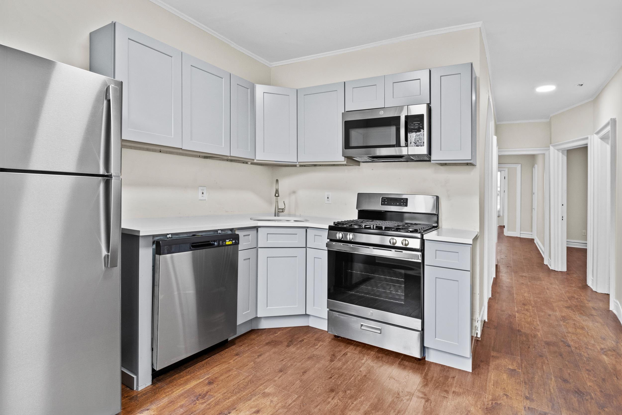 # 240015512 - For Rent in JERSEY CITY - Greenville NJ