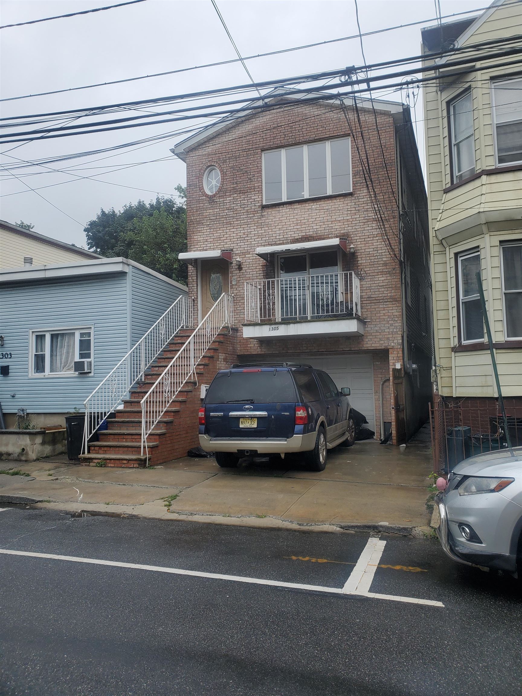 # 240015676 - For Rent in North Bergen NJ