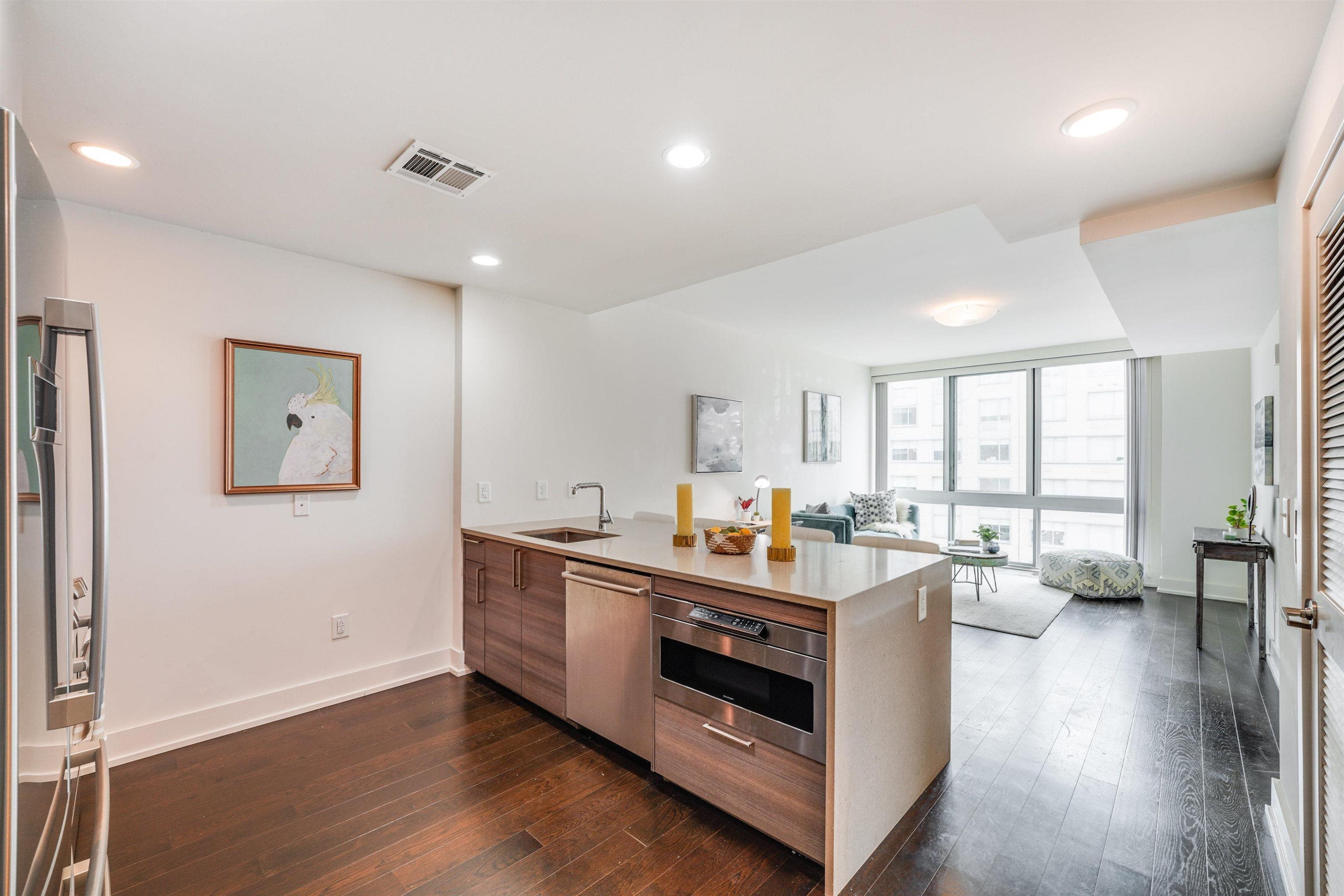 # 240015870 - For Rent in JERSEY CITY - Downtown NJ