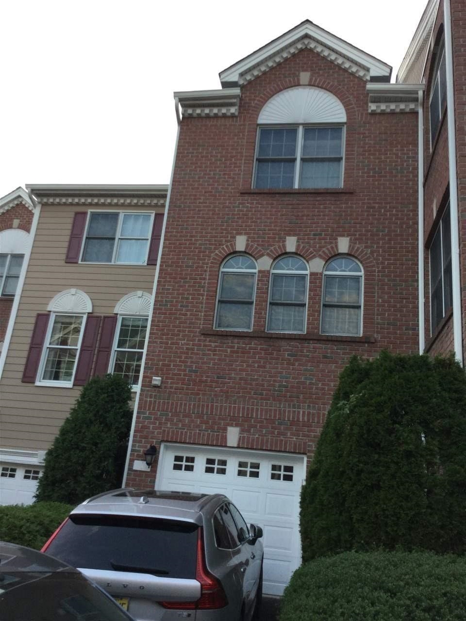 # 240016469 - For Rent in West New York NJ