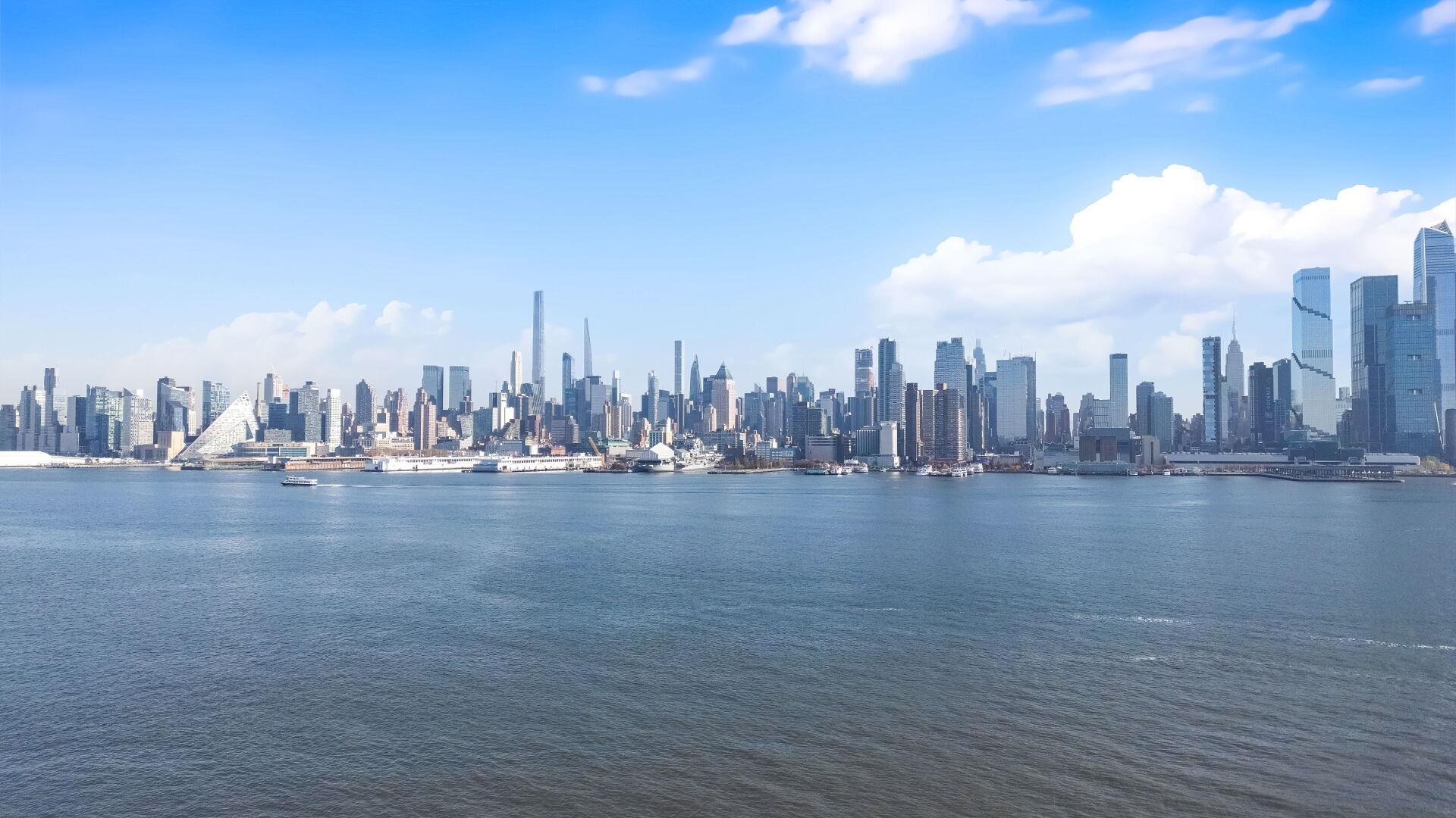 # 240016725 - For Rent in Weehawken NJ