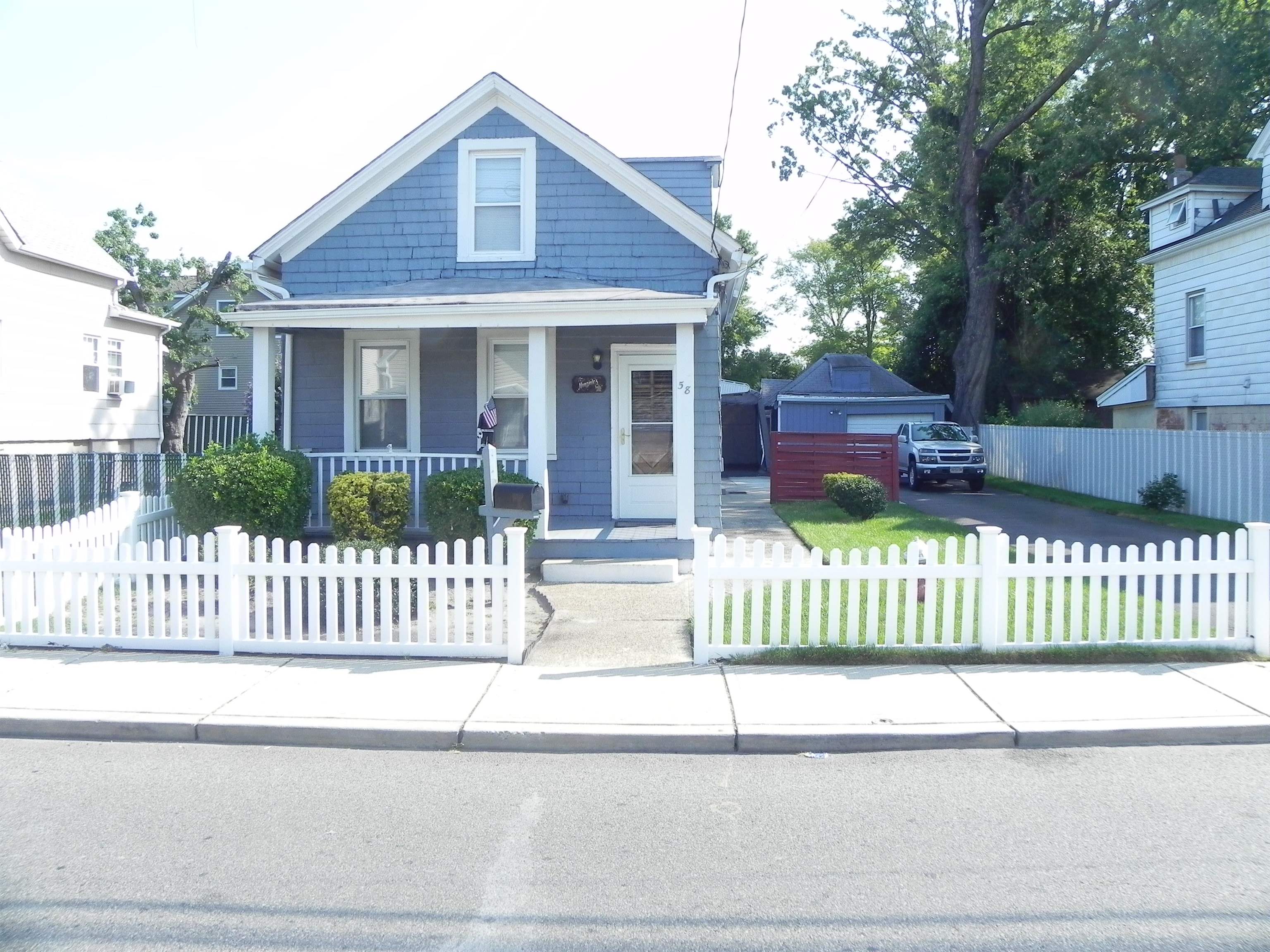 # 240016812 - For Rent in Little Ferry NJ