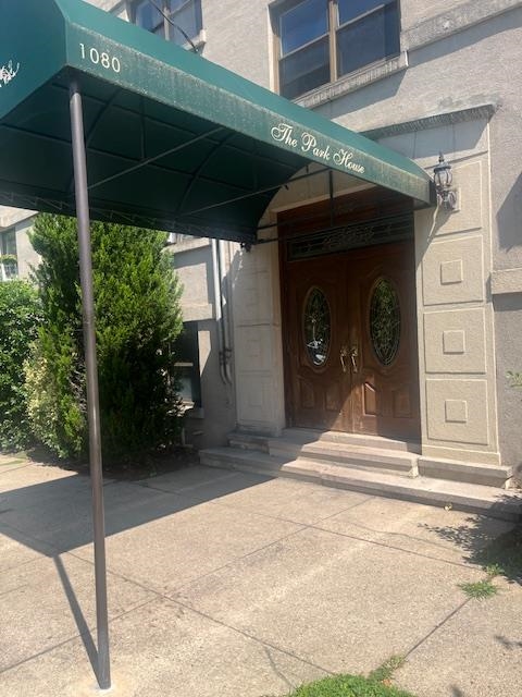 # 240017482 - For Rent in Bayonne NJ