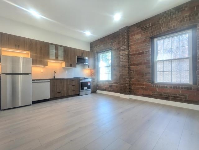 # 240017620 - For Rent in JERSEY CITY - Heights NJ