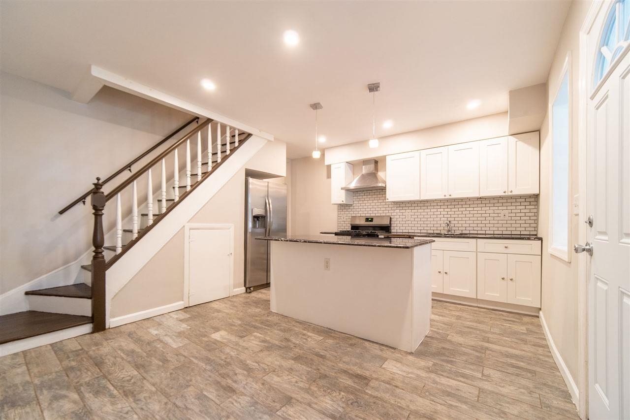 # 240017652 - For Rent in JERSEY CITY - Journal Square NJ