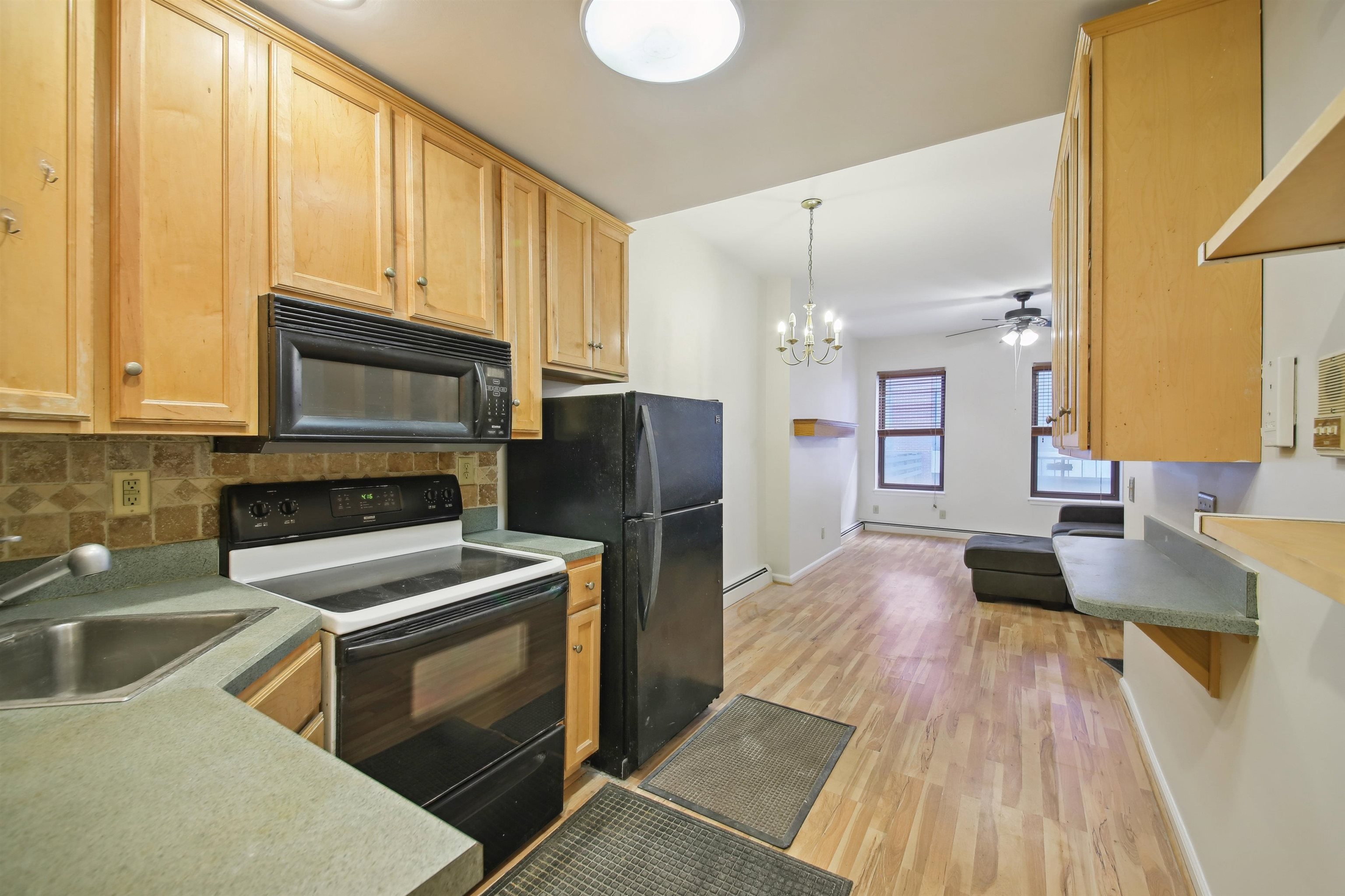 # 240017690 - For Rent in JERSEY CITY - Downtown NJ