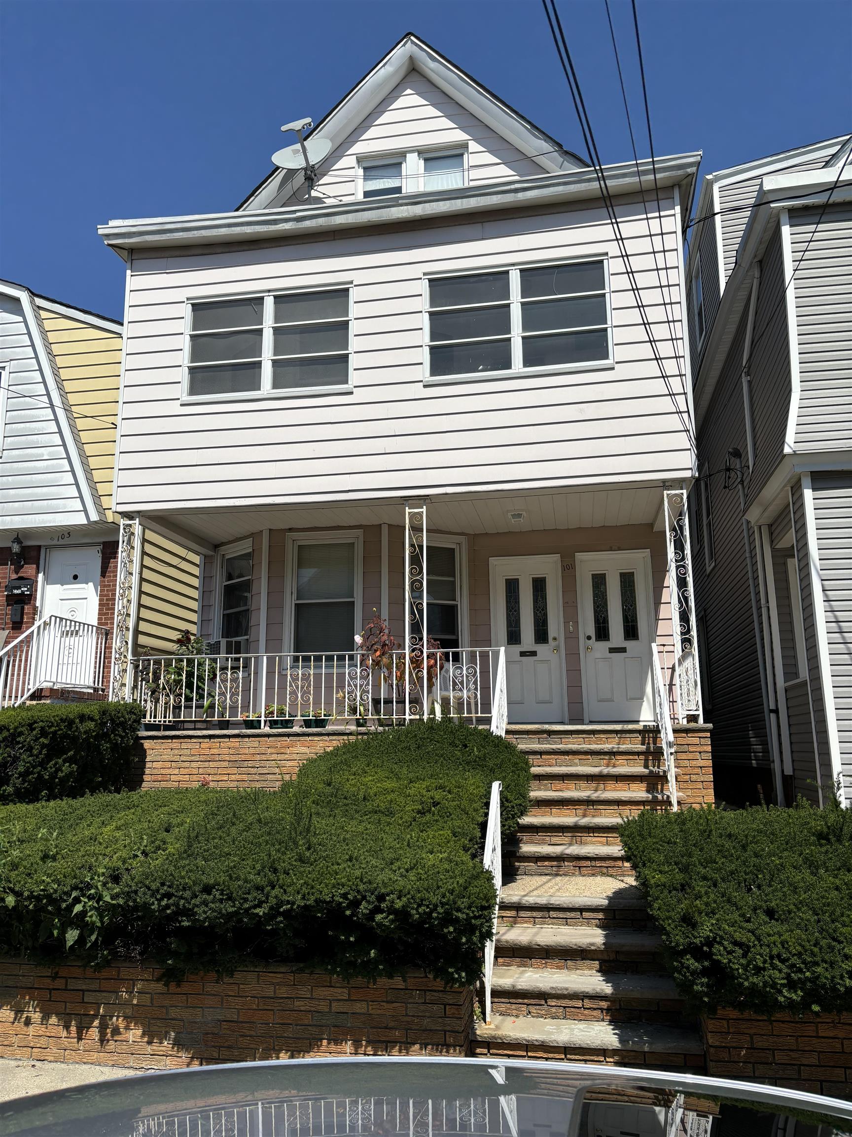 # 240017831 - For Rent in Bayonne NJ