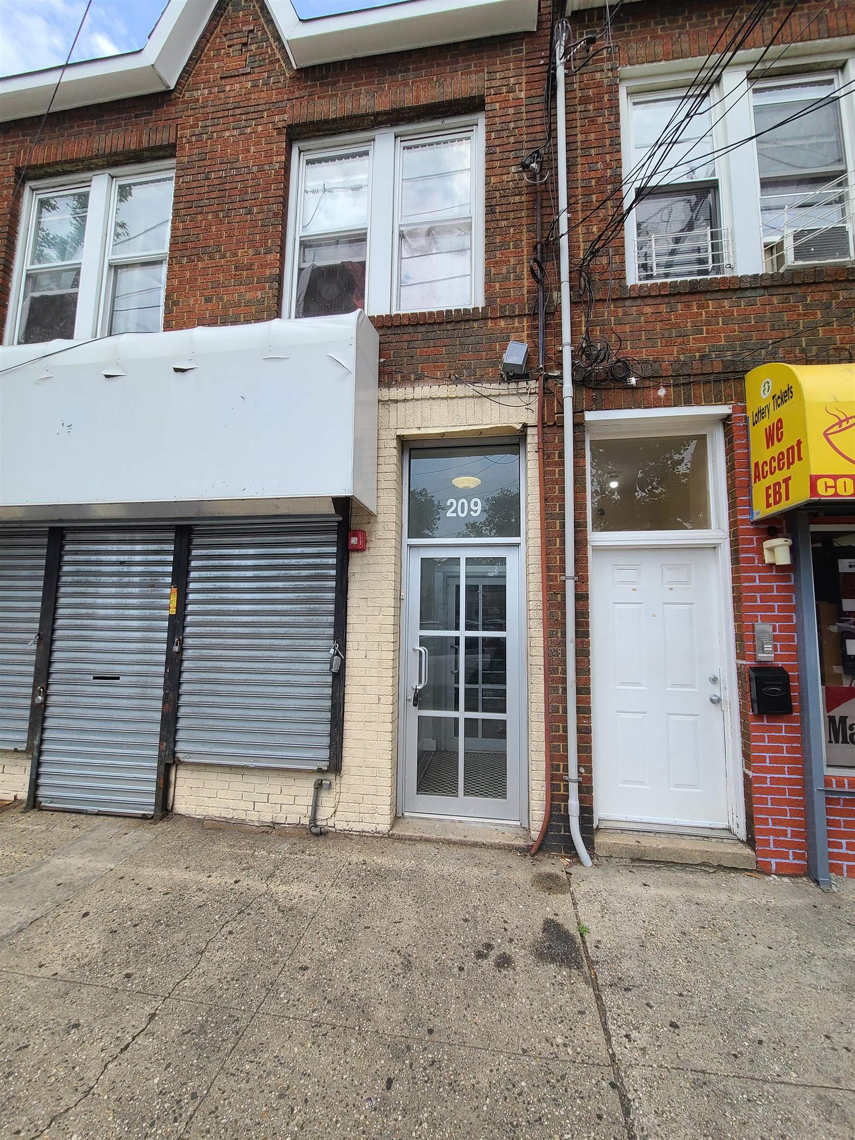 # 240017854 - For Rent in JERSEY CITY - West Bergen NJ