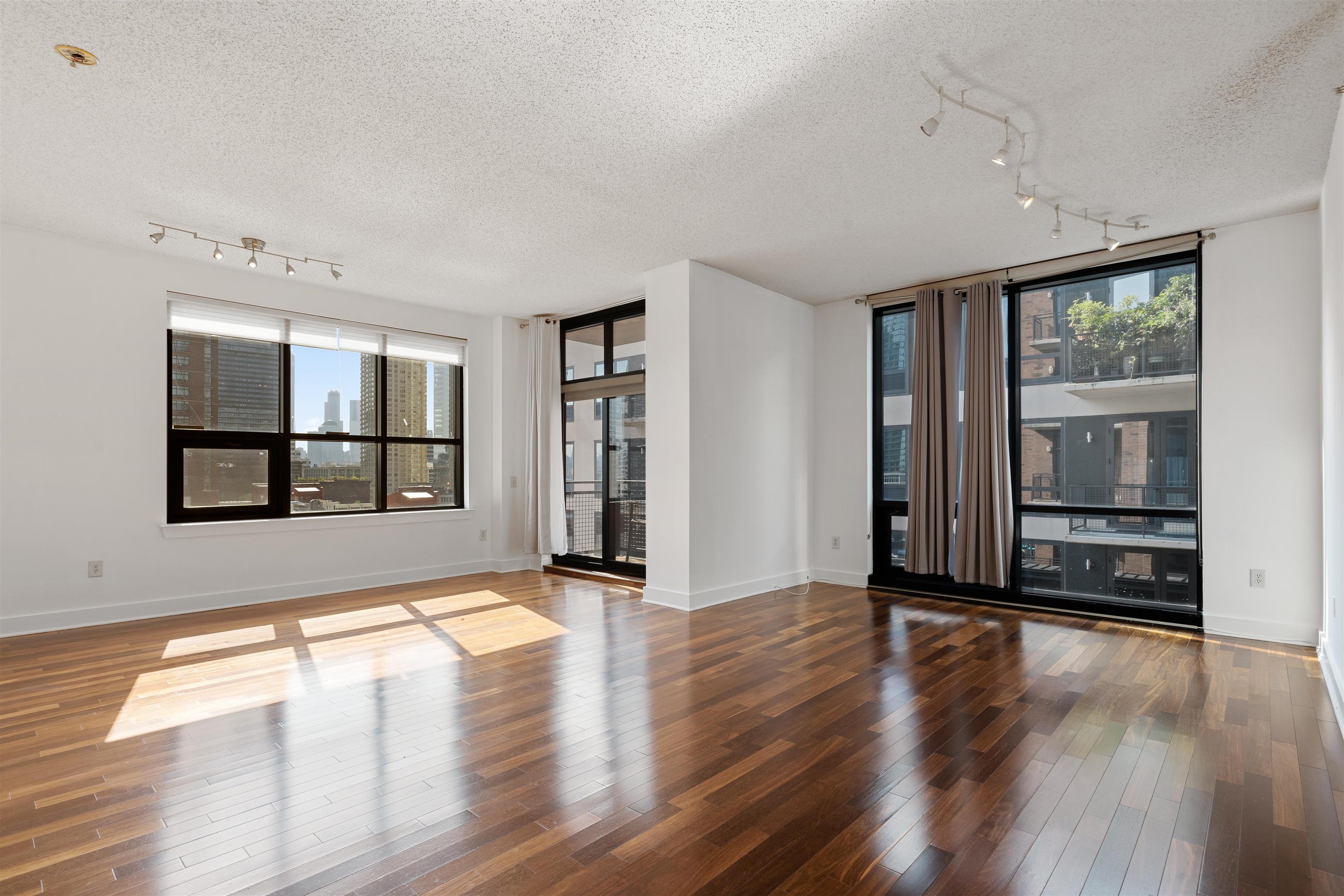 # 240017866 - For Rent in JERSEY CITY - Downtown NJ