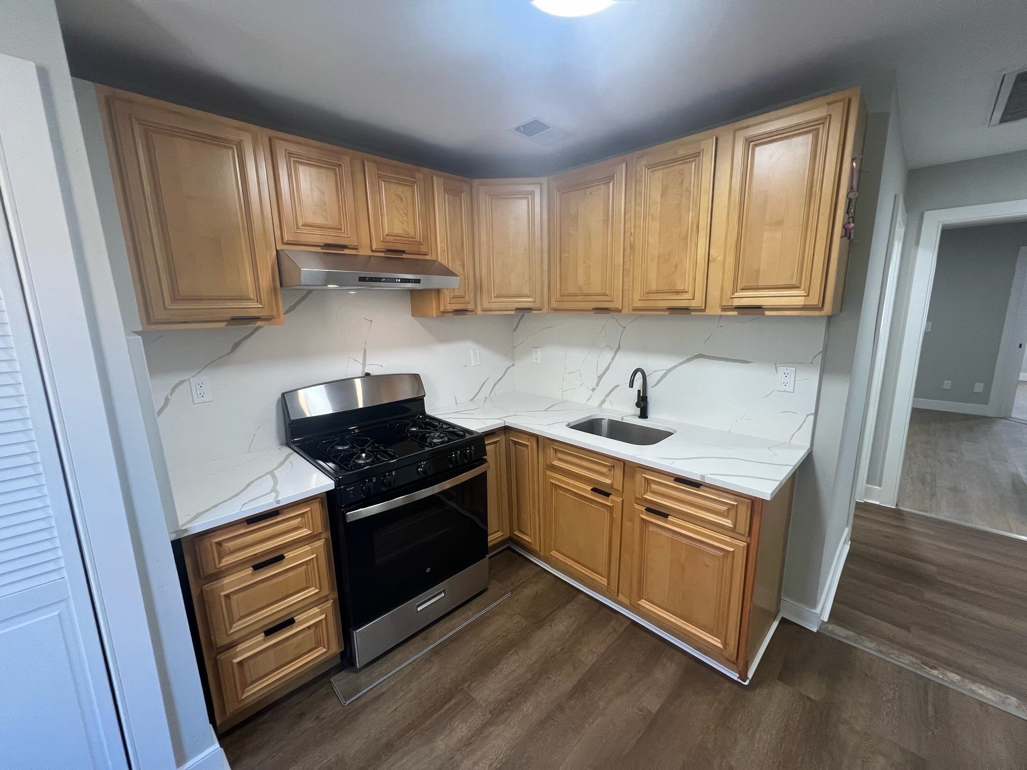 # 240017978 - For Rent in JERSEY CITY - West Bergen NJ