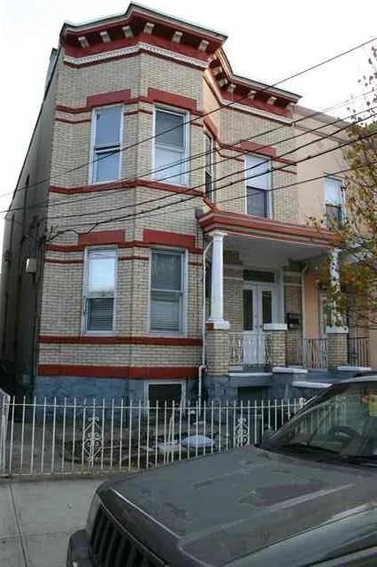 # 240018087 - For Rent in North Bergen NJ