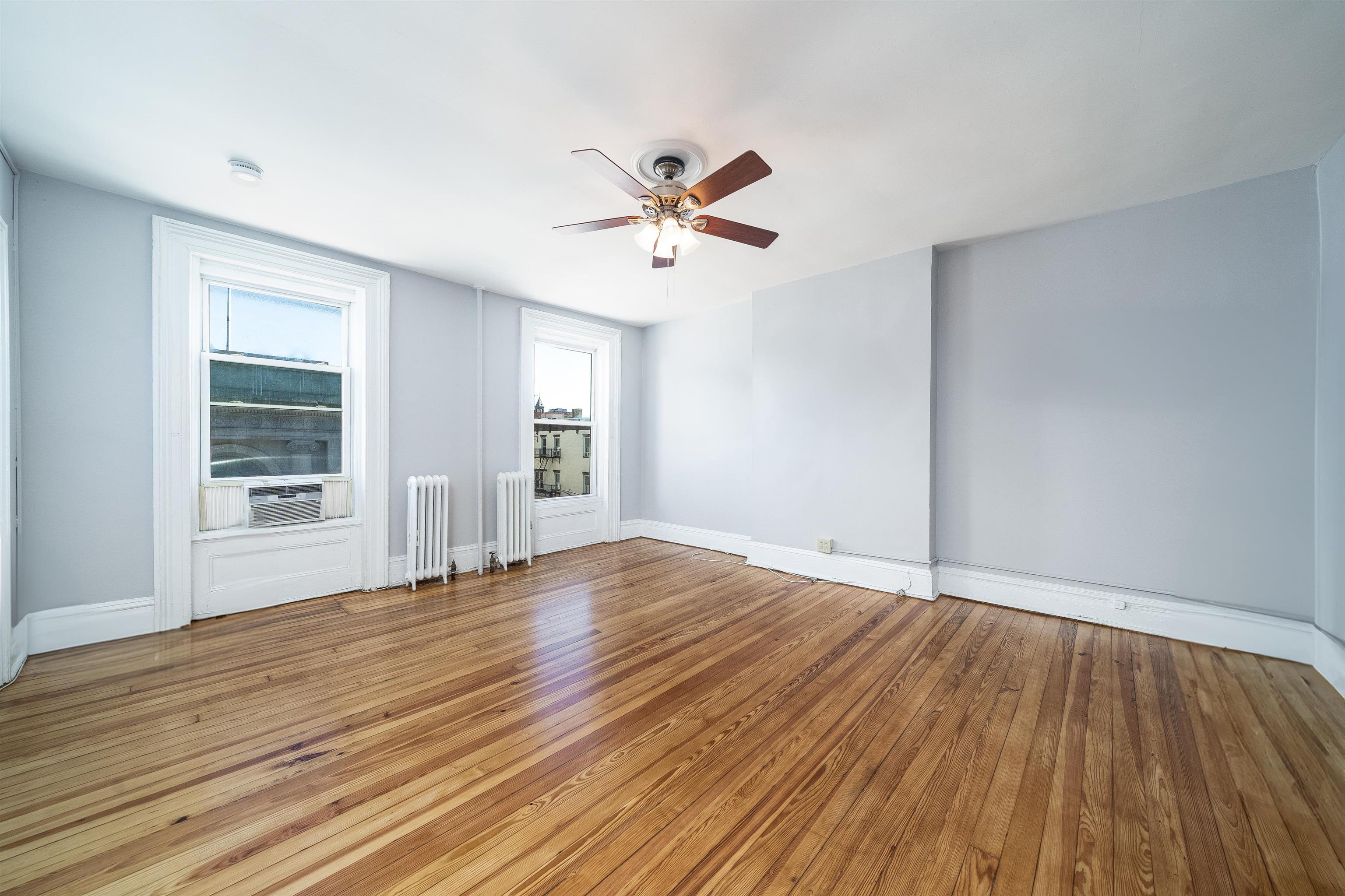 # 240018163 - For Rent in Hoboken NJ