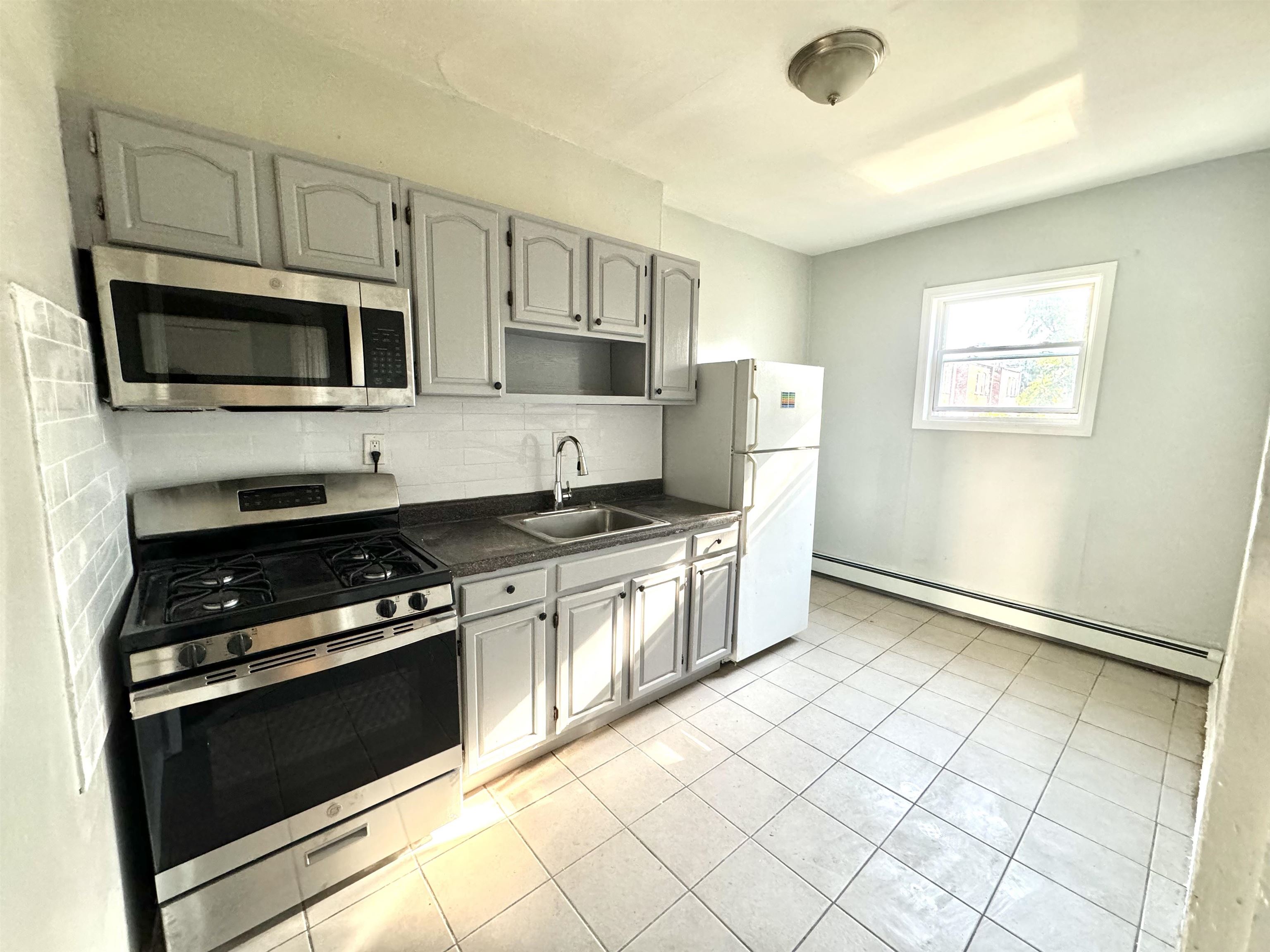 # 240018281 - For Rent in JERSEY CITY - Journal Square NJ