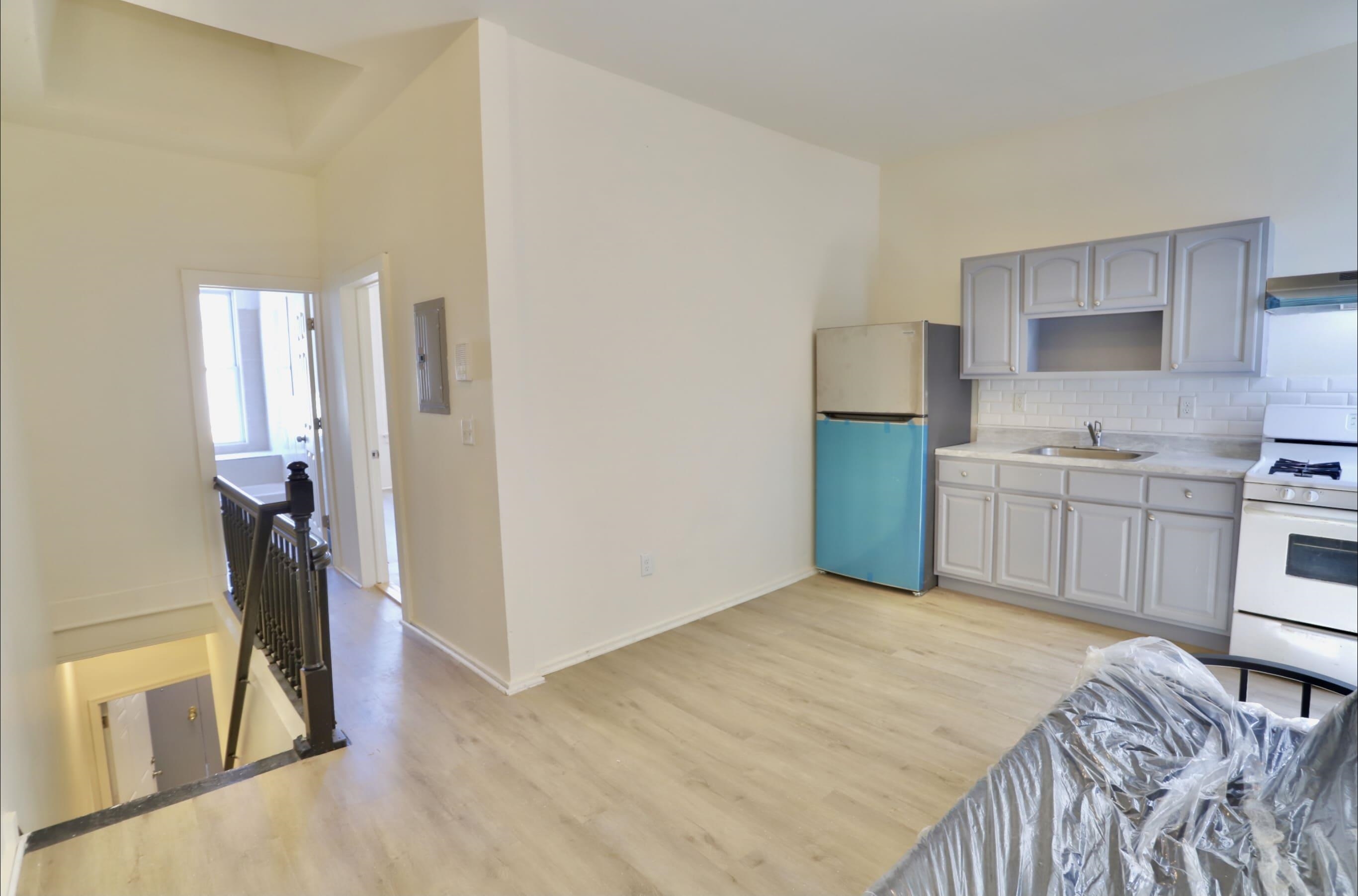 # 240018300 - For Rent in JERSEY CITY - Greenville NJ