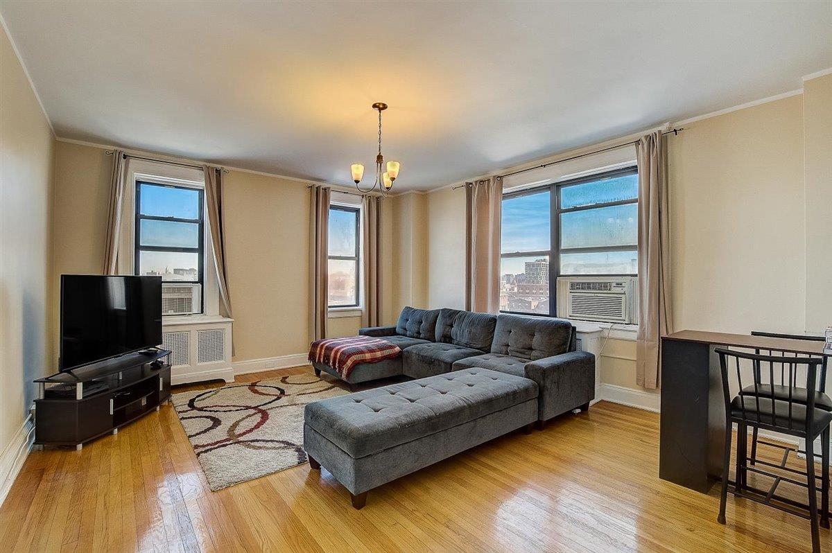 # 240018347 - For Rent in JERSEY CITY - Journal Square NJ