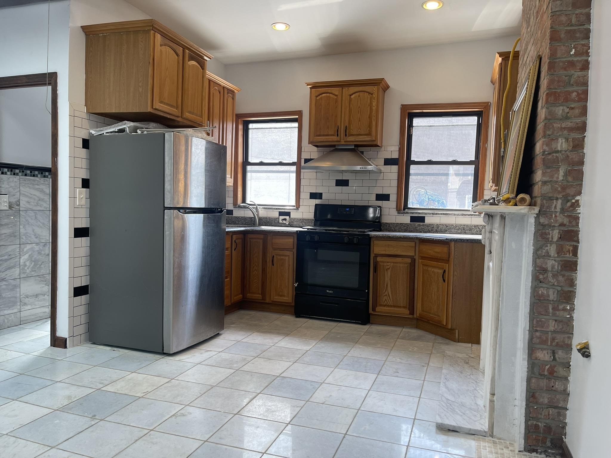 # 240018360 - For Rent in JERSEY CITY - Journal Square NJ