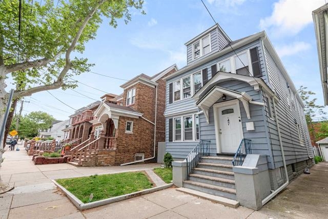 # 240018583 - For Rent in JERSEY CITY - West Bergen NJ