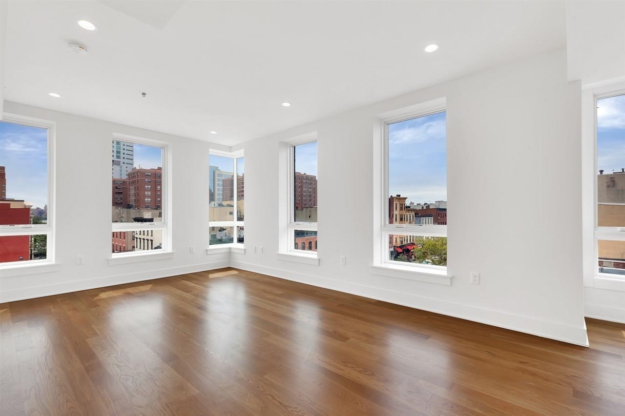 # 240018664 - For Rent in Hoboken NJ