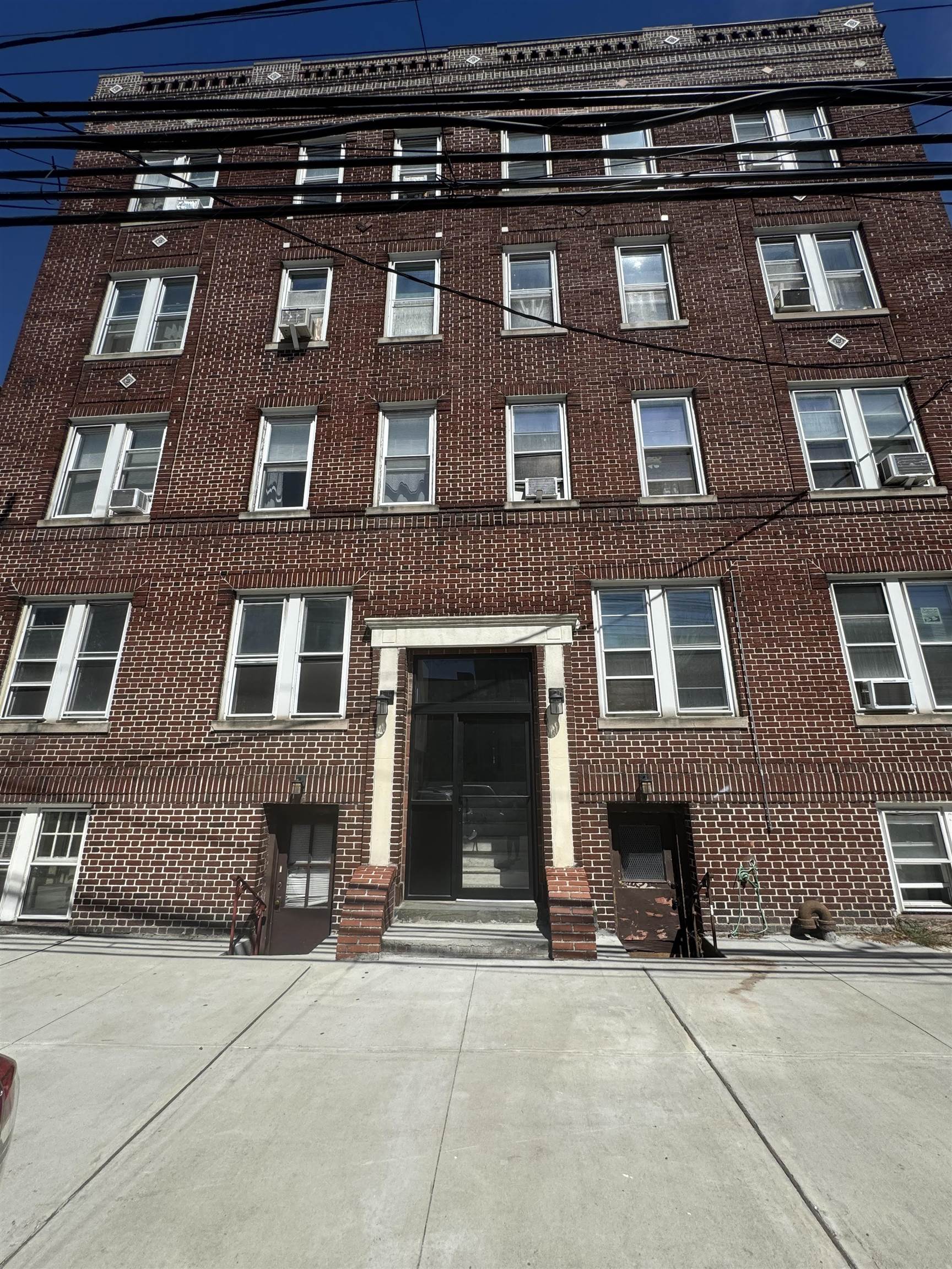 # 240018688 - For Rent in JERSEY CITY - Journal Square NJ