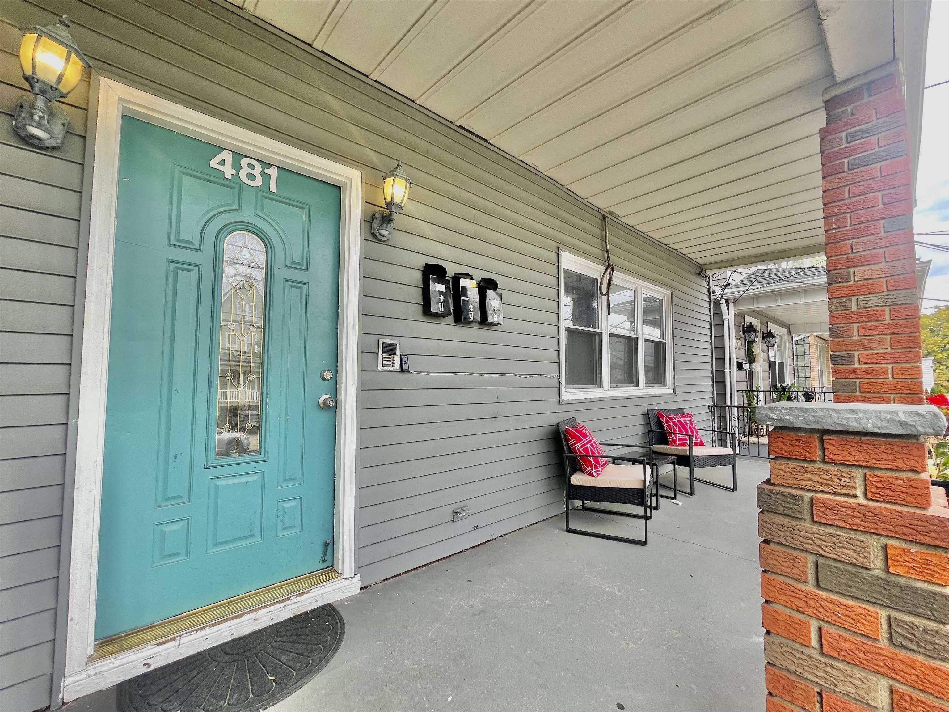 # 240018759 - For Rent in Bayonne NJ