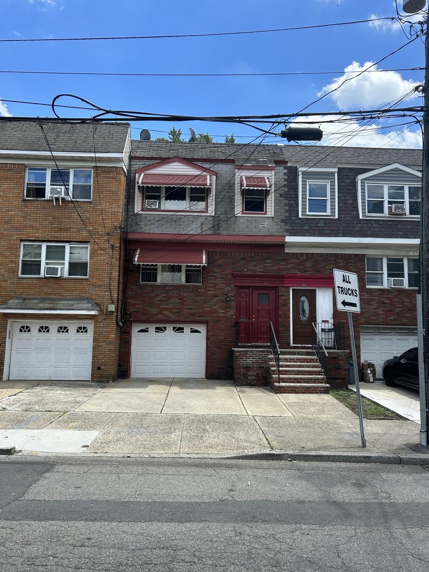 # 240018781 - For Rent in JERSEY CITY - Greenville NJ