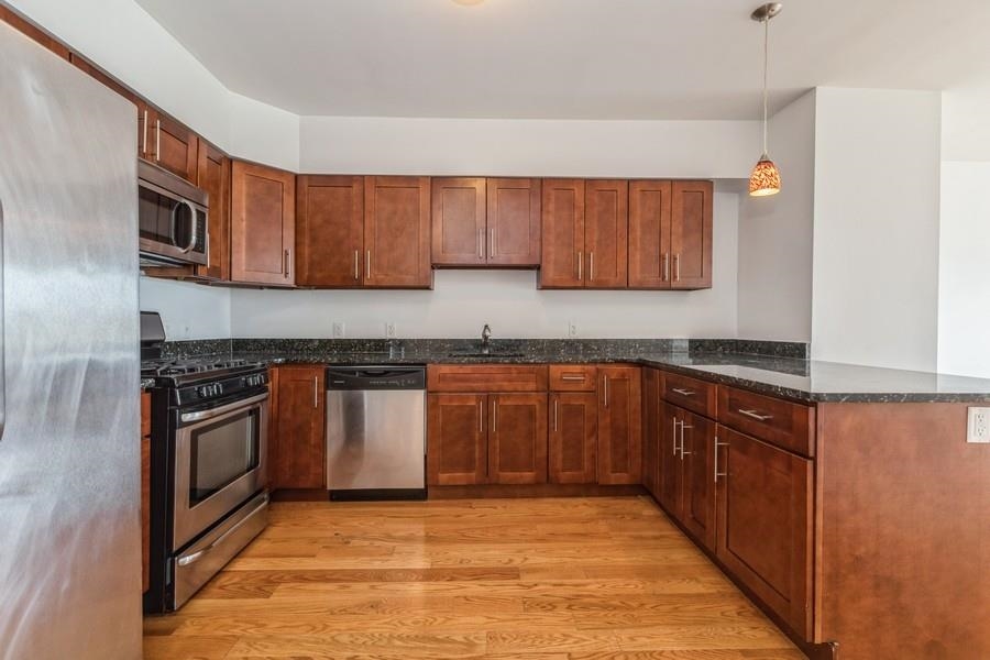 # 240018890 - For Rent in Union City NJ