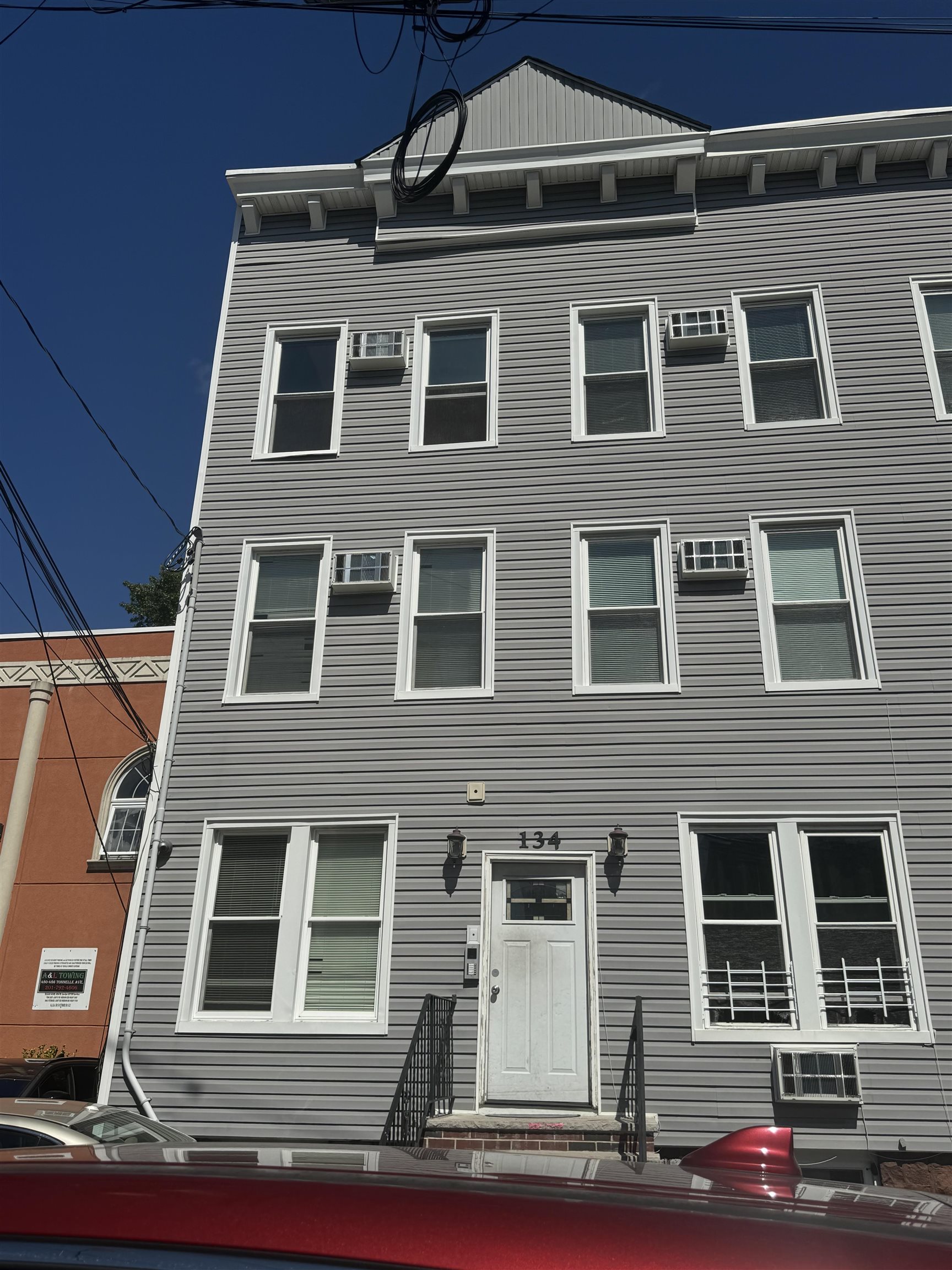 # 240018922 - For Rent in JERSEY CITY - Heights NJ