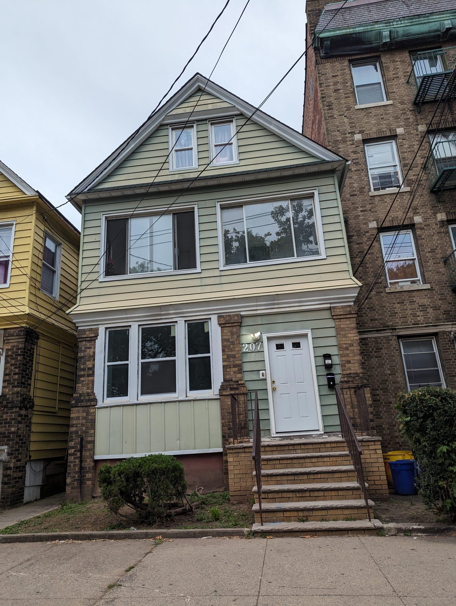 # 240018944 - For Rent in JERSEY CITY - Greenville NJ