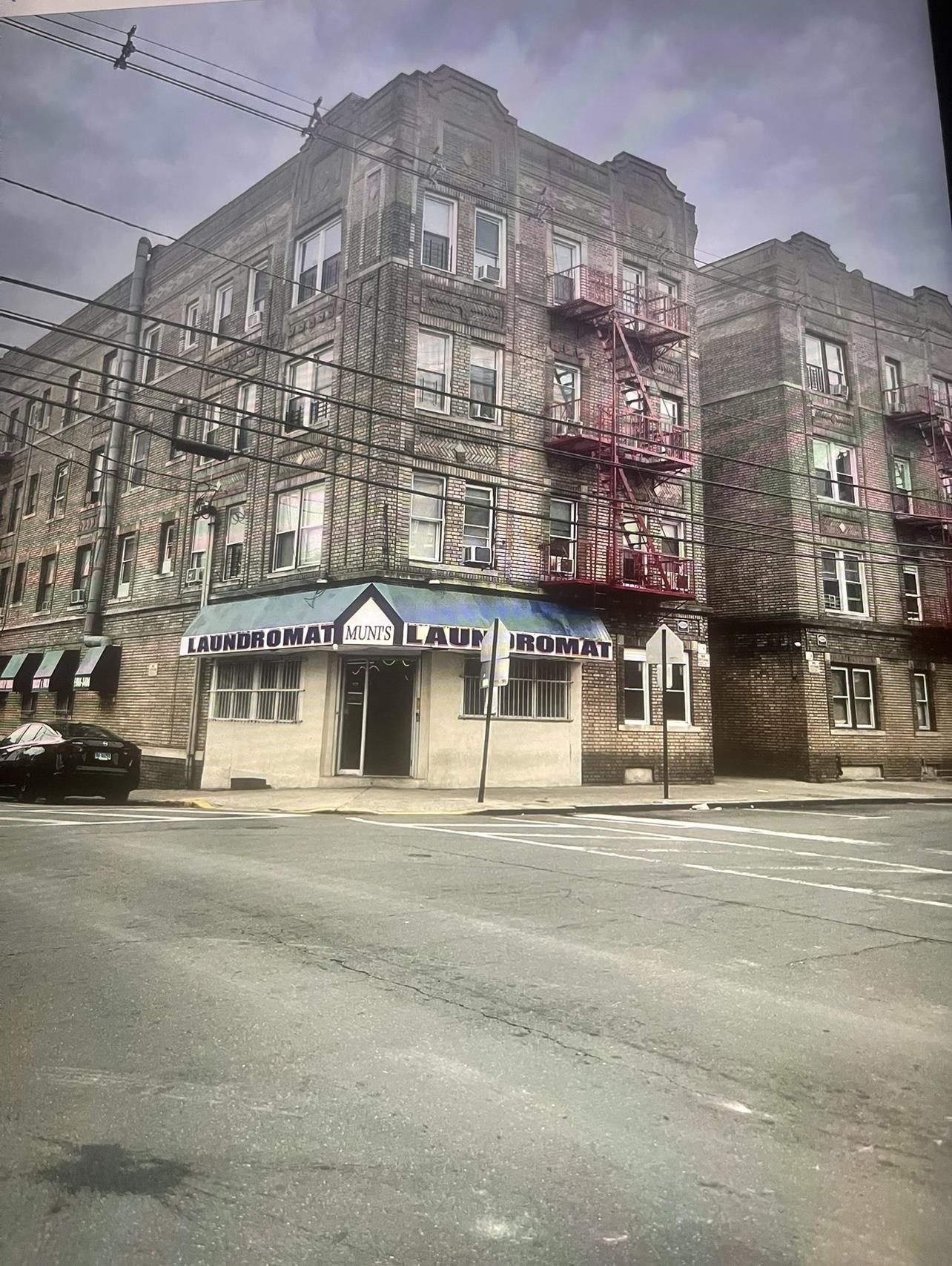 # 240019222 - For Rent in West New York NJ