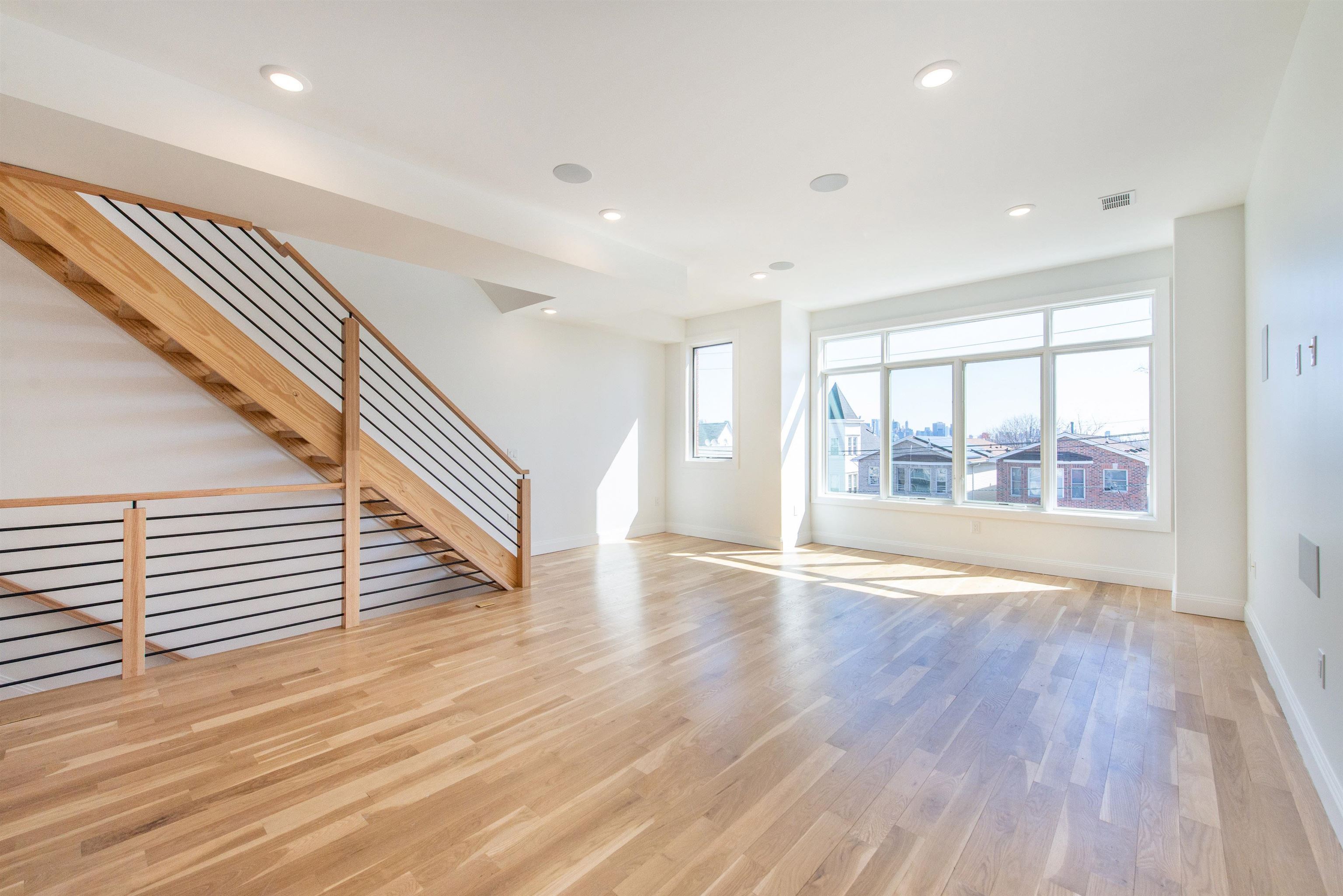 # 240019273 - For Rent in JERSEY CITY - West Bergen NJ