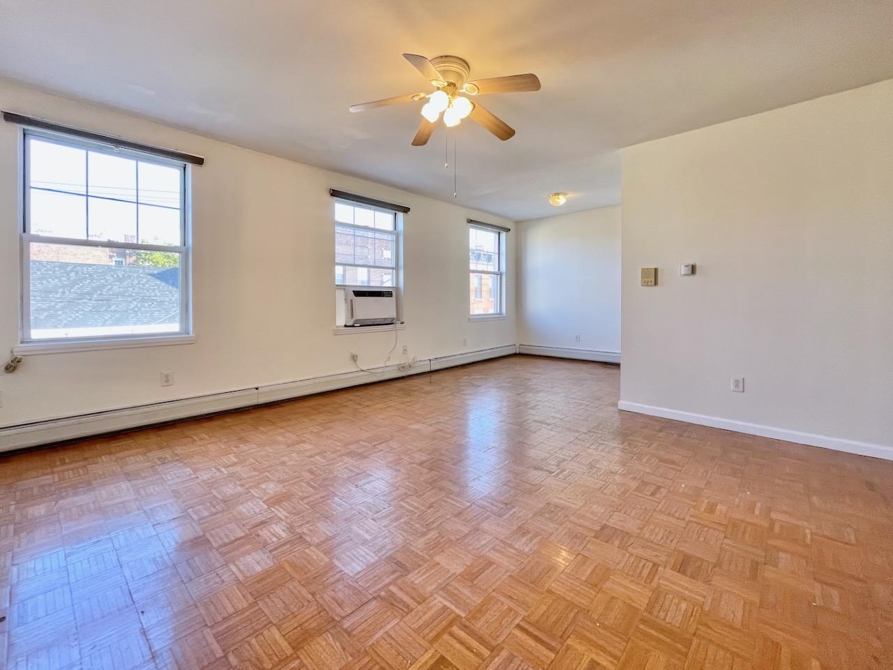 # 240019373 - For Rent in JERSEY CITY - Heights NJ