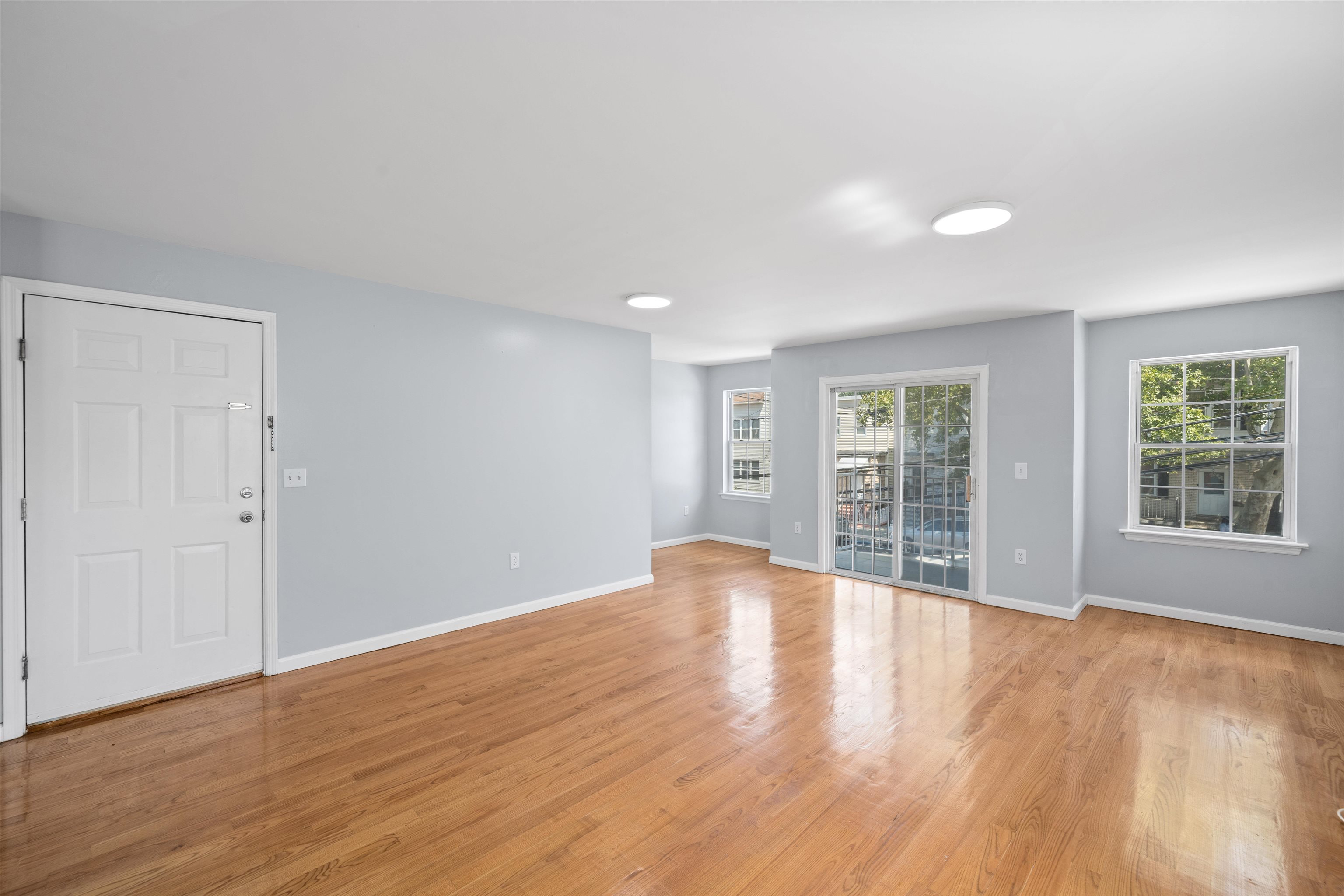 # 240019394 - For Rent in JERSEY CITY - Greenville NJ