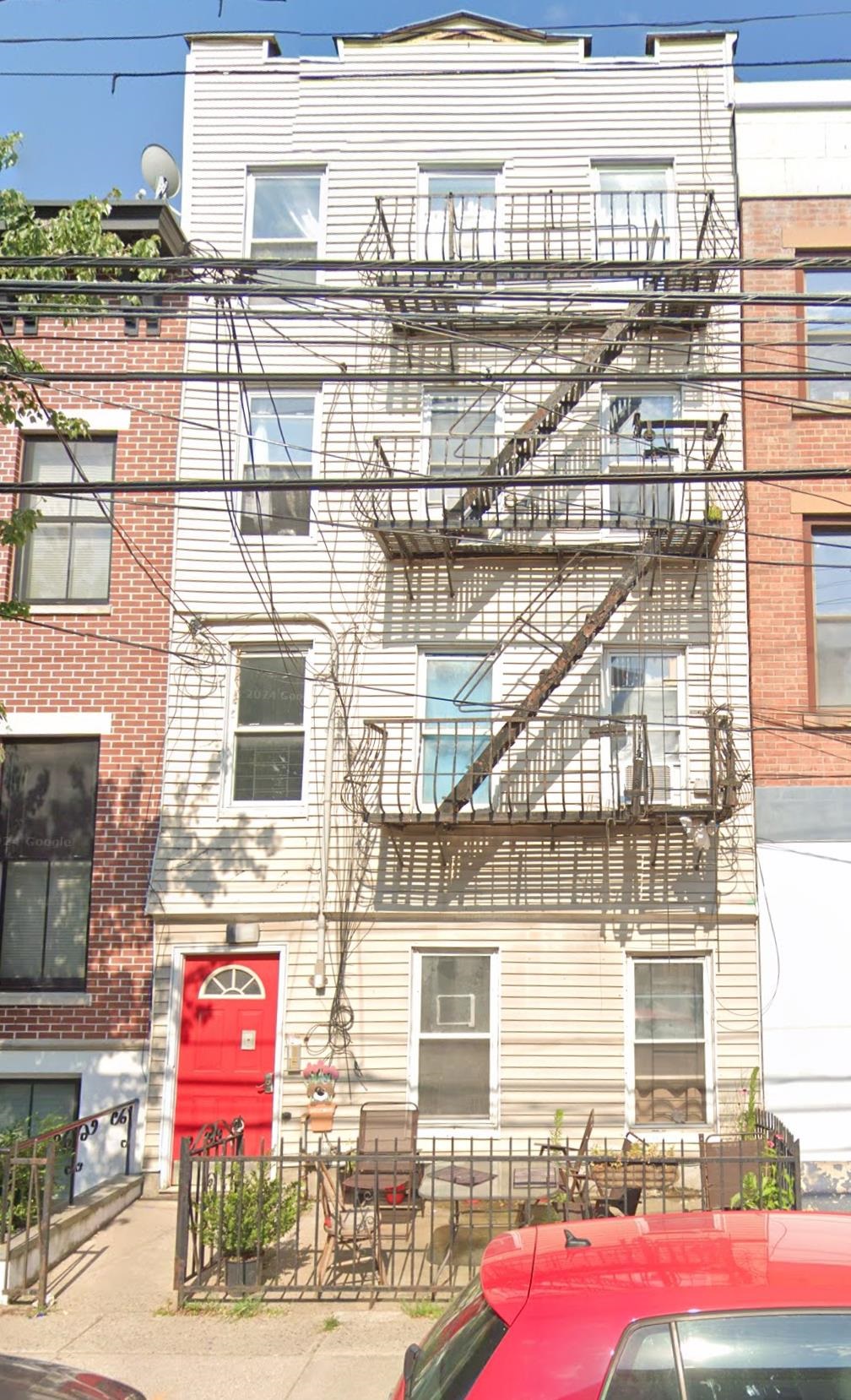 # 240019445 - For Rent in JERSEY CITY - Downtown NJ