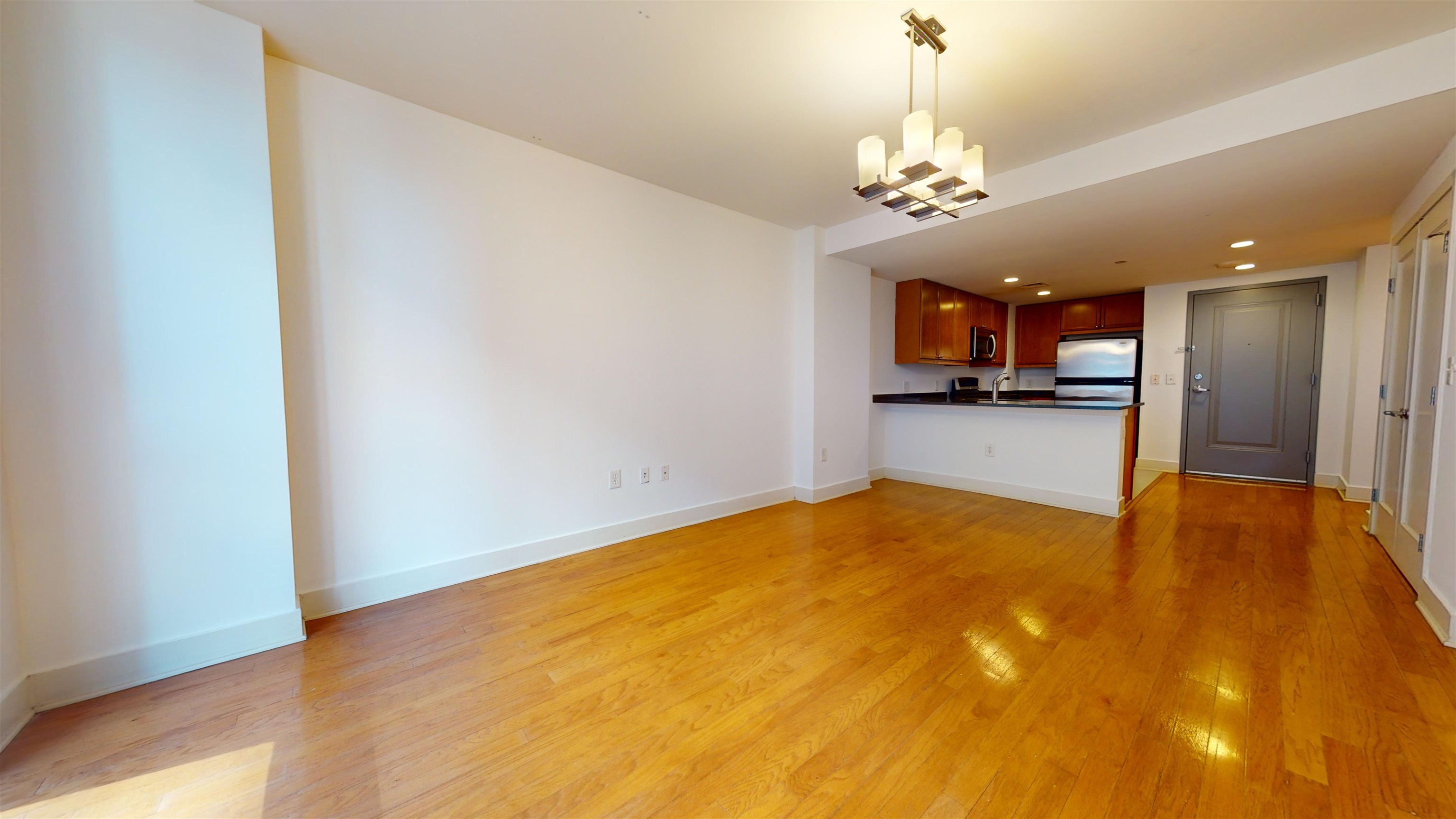 # 240019446 - For Rent in JERSEY CITY - Downtown NJ